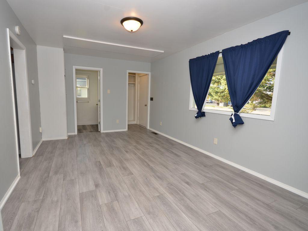 1940 single family home for sale at 200 8th Street W in Park Rapids, MN — 2 bed, 2 bath (photo 18 of 41)