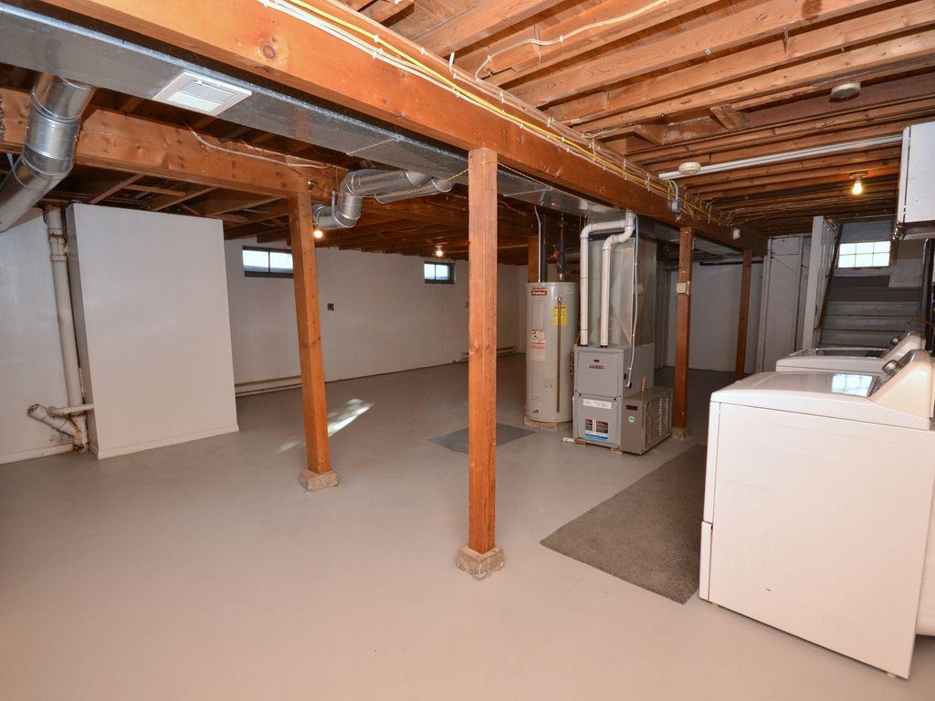 1940 single family home for sale at 200 8th Street W in Park Rapids, MN — 2 bed, 2 bath (photo 26 of 41)