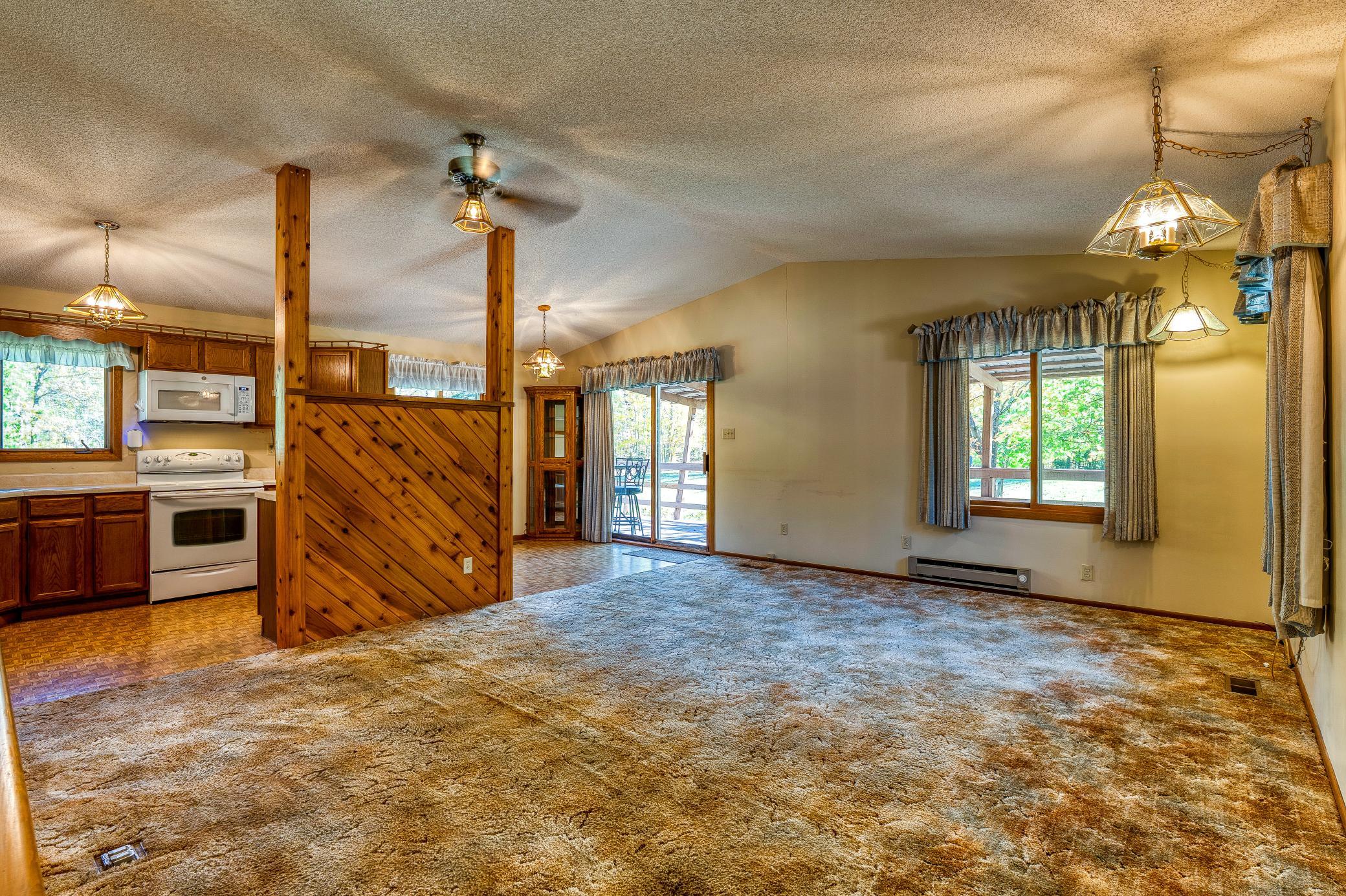 1987 single family home for sale at 9330 Country Club Road NE in Bemidji, MN — 4 bed, 2 bath (photo 15 of 92)
