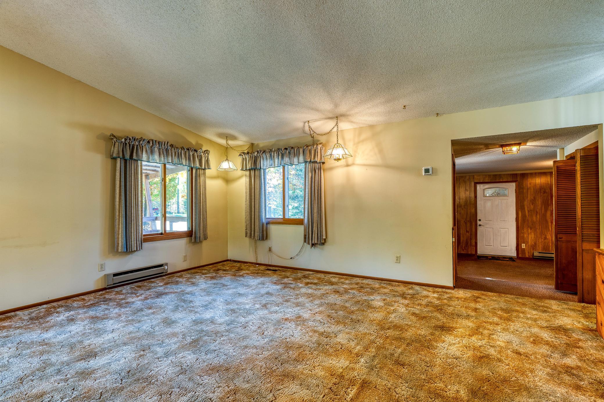1987 single family home for sale at 9330 Country Club Road NE in Bemidji, MN — 4 bed, 2 bath (photo 16 of 92)