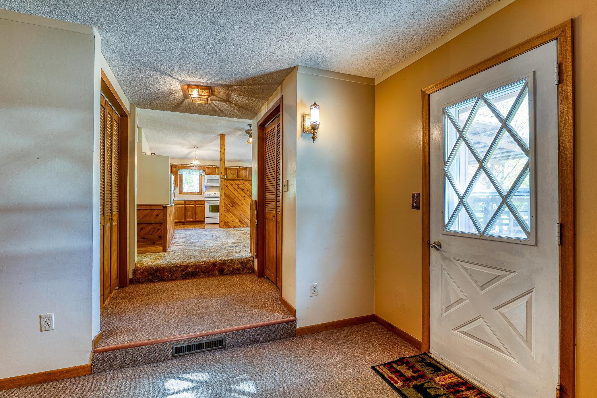 1987 single family home for sale at 9330 Country Club Road NE in Bemidji, MN — 4 bed, 2 bath (photo 22 of 92)