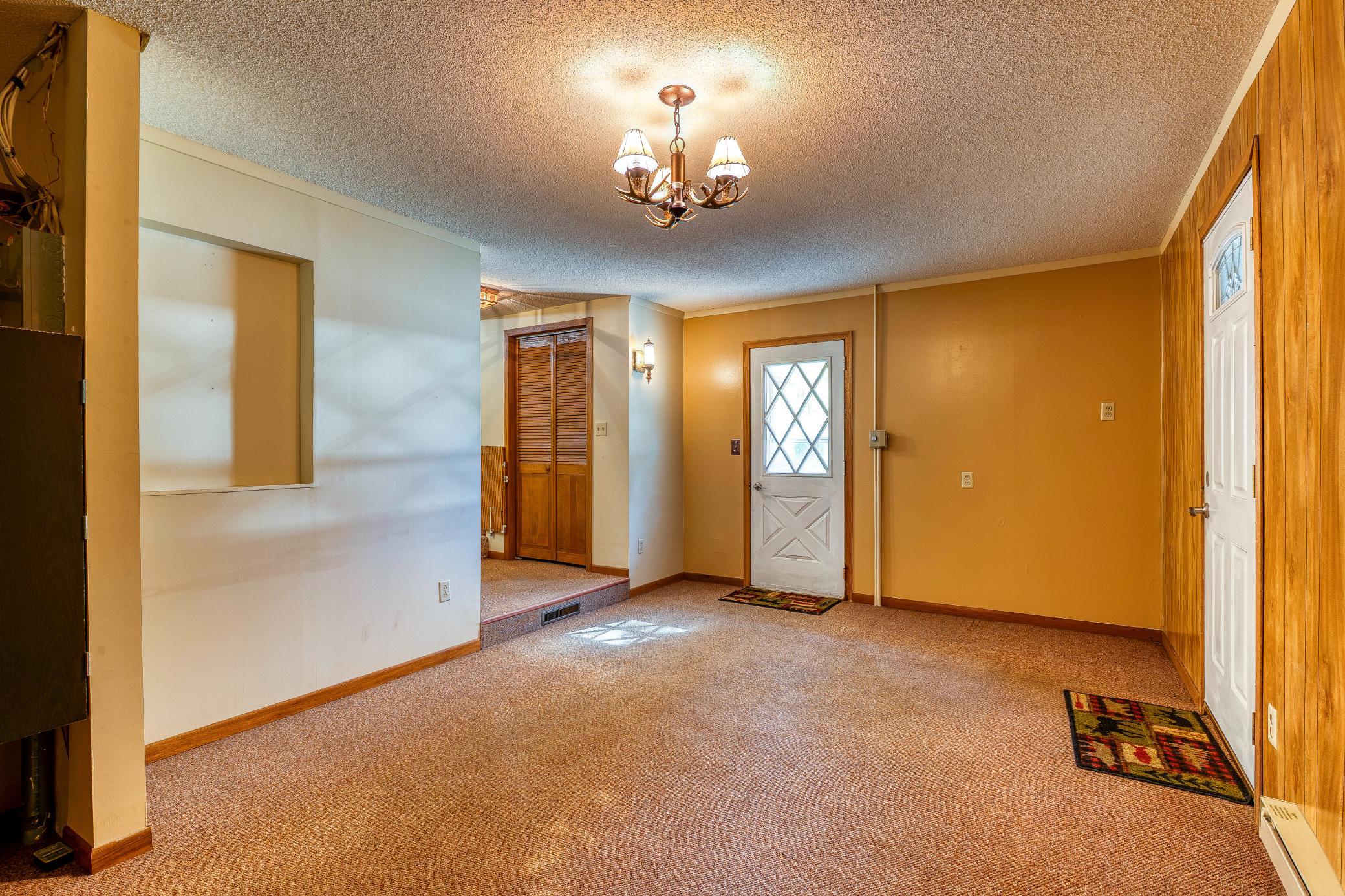 1987 single family home for sale at 9330 Country Club Road NE in Bemidji, MN — 4 bed, 2 bath (photo 26 of 92)