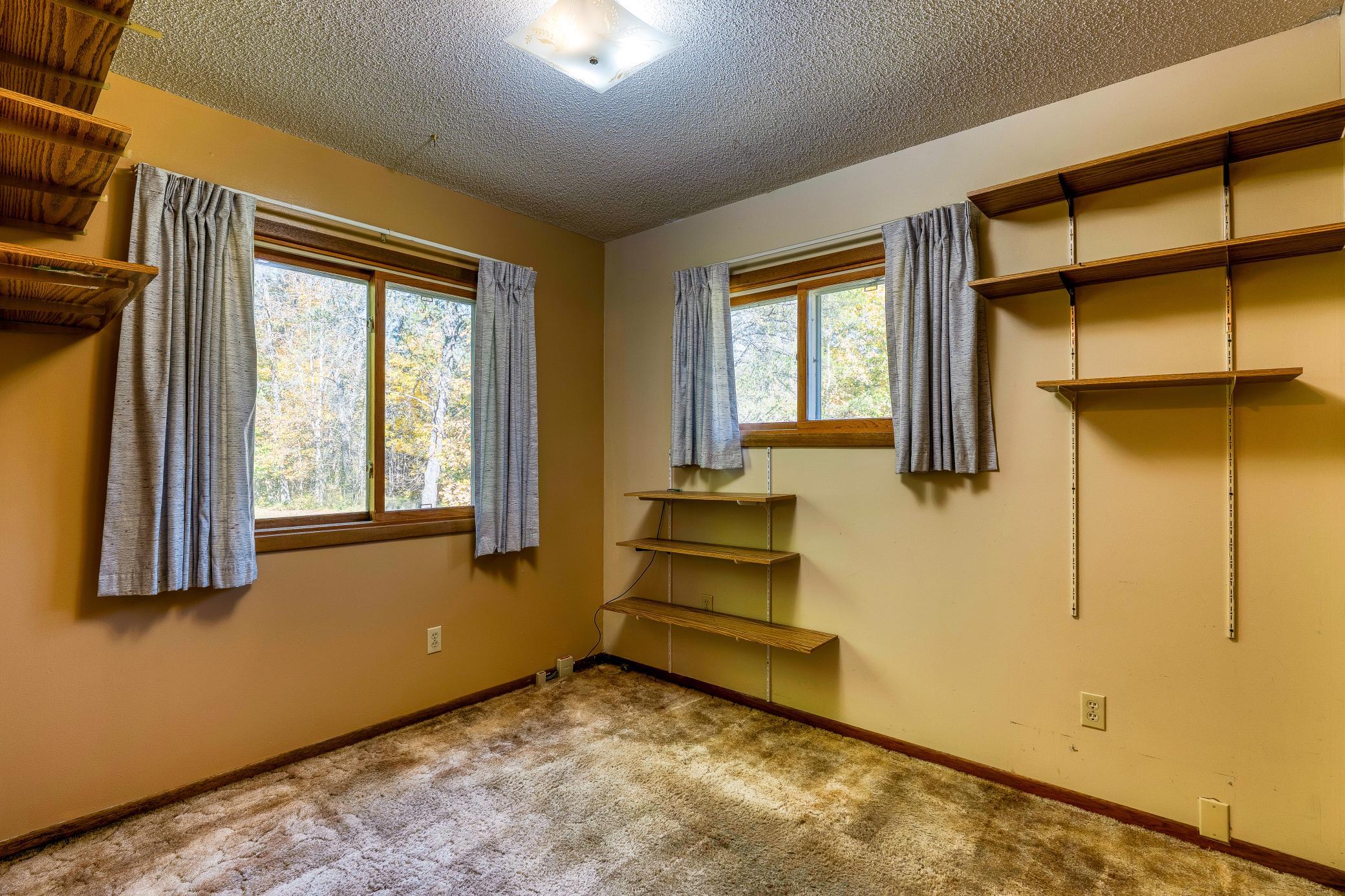 1987 single family home for sale at 9330 Country Club Road NE in Bemidji, MN — 4 bed, 2 bath (photo 31 of 92)
