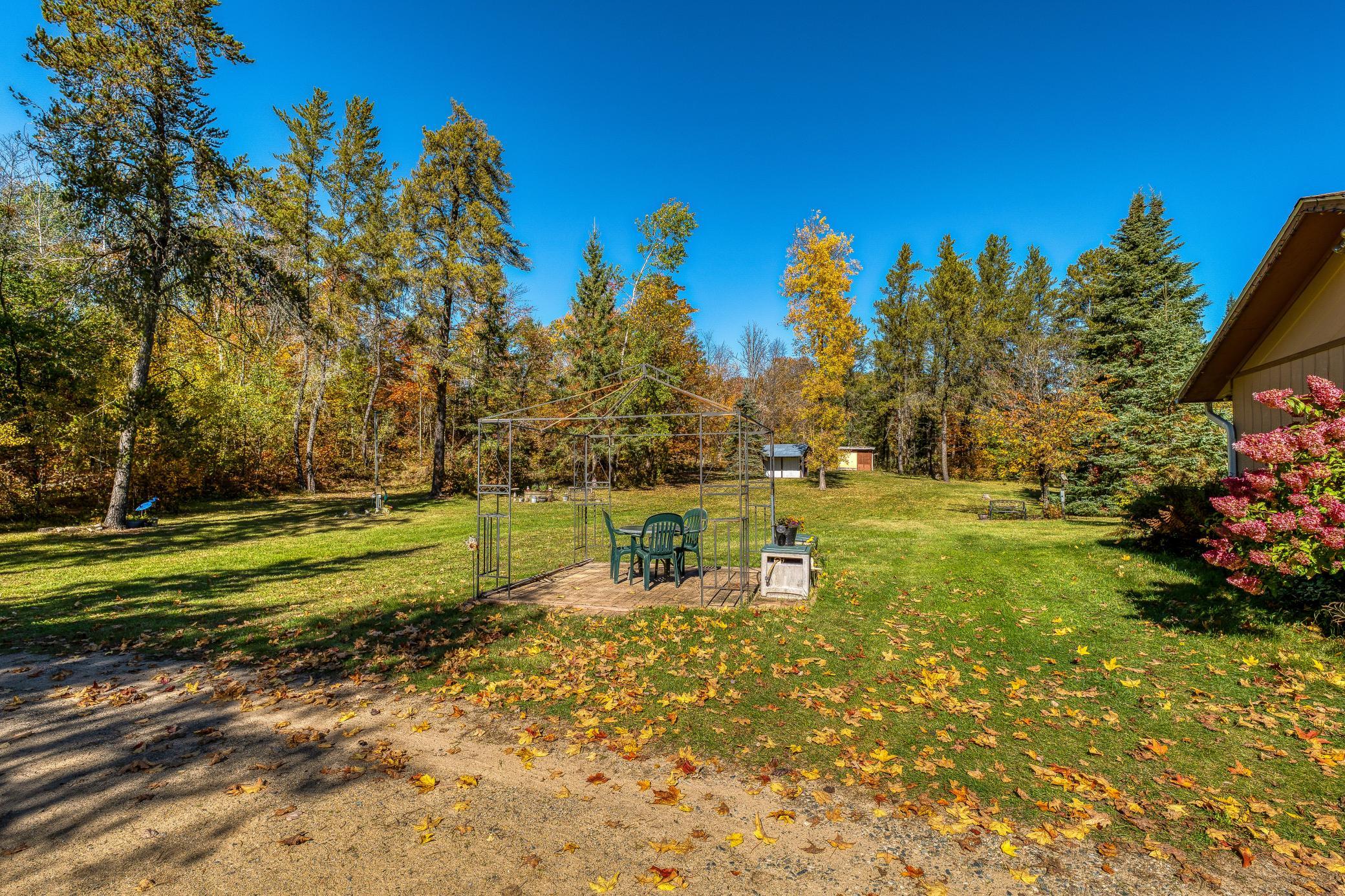 1987 single family home for sale at 9330 Country Club Road NE in Bemidji, MN — 4 bed, 2 bath (photo 32 of 92)