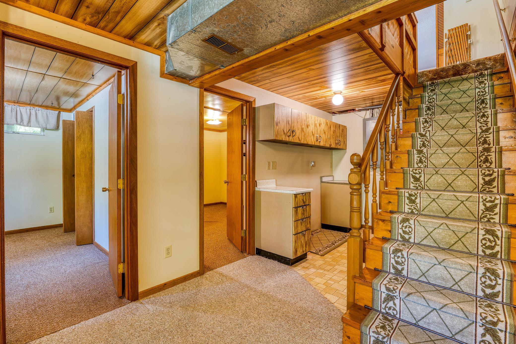 1987 single family home for sale at 9330 Country Club Road NE in Bemidji, MN — 4 bed, 2 bath (photo 33 of 92)