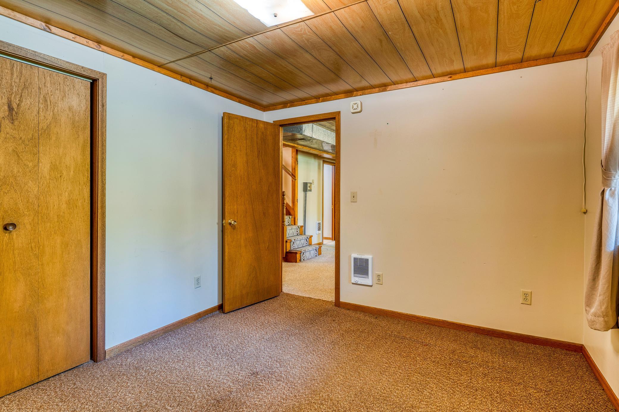 1987 single family home for sale at 9330 Country Club Road NE in Bemidji, MN — 4 bed, 2 bath (photo 42 of 92)