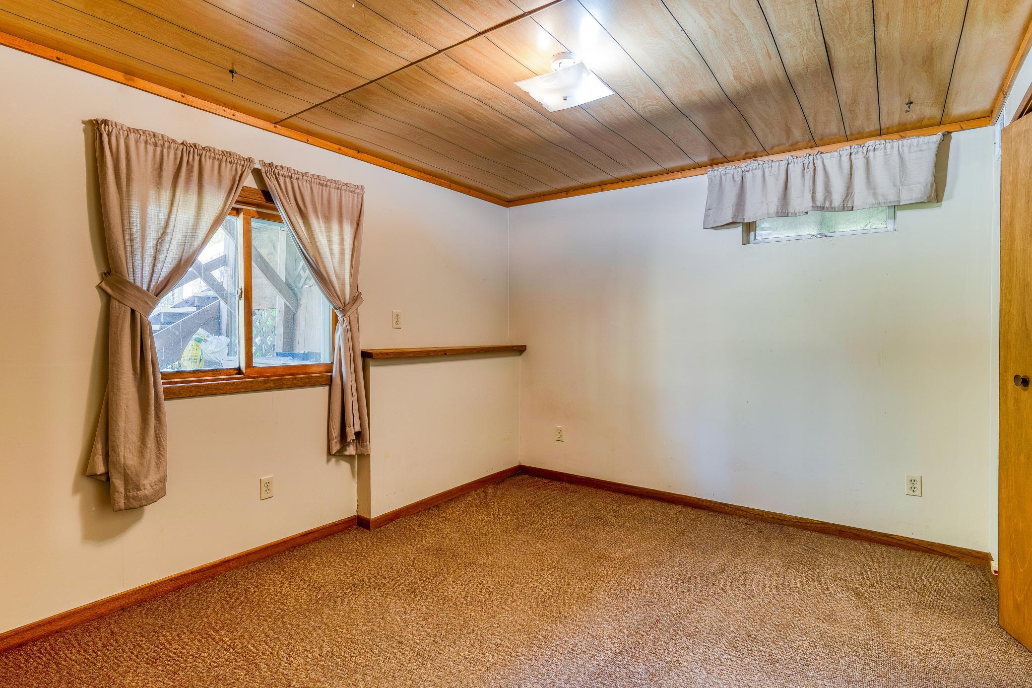 1987 single family home for sale at 9330 Country Club Road NE in Bemidji, MN — 4 bed, 2 bath (photo 43 of 92)