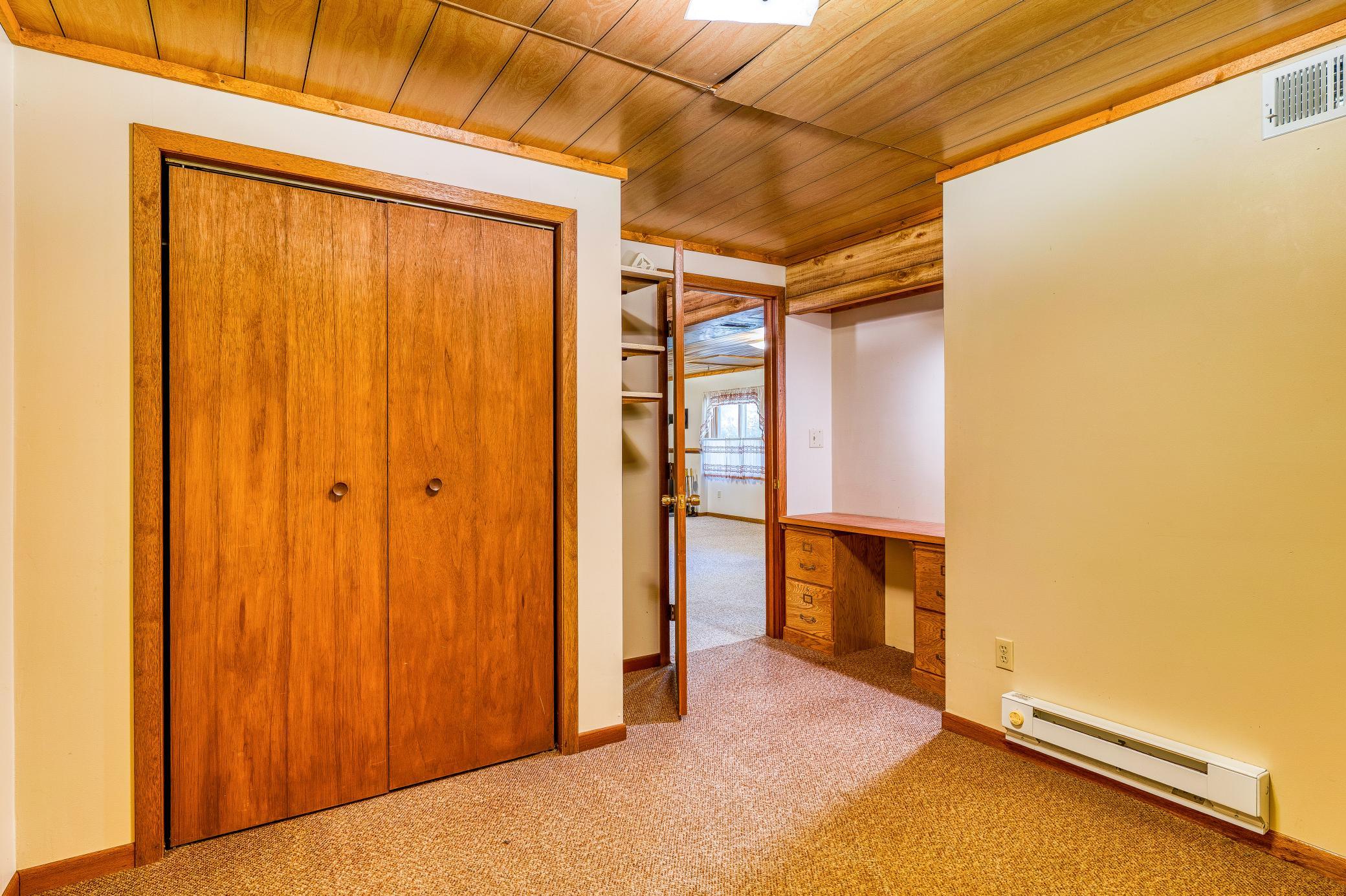 1987 single family home for sale at 9330 Country Club Road NE in Bemidji, MN — 4 bed, 2 bath (photo 44 of 92)