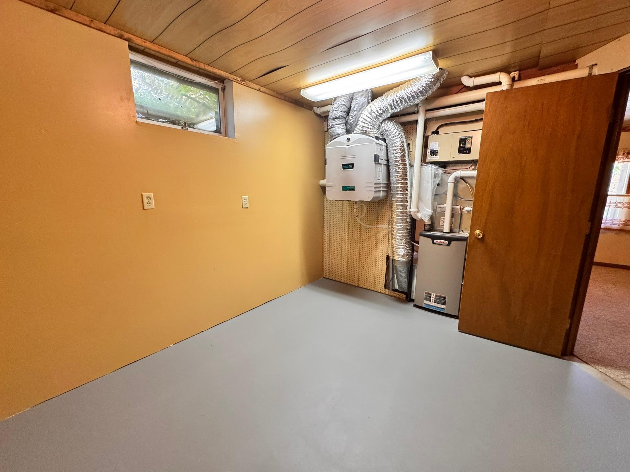 1987 single family home for sale at 9330 Country Club Road NE in Bemidji, MN — 4 bed, 2 bath (photo 52 of 92)