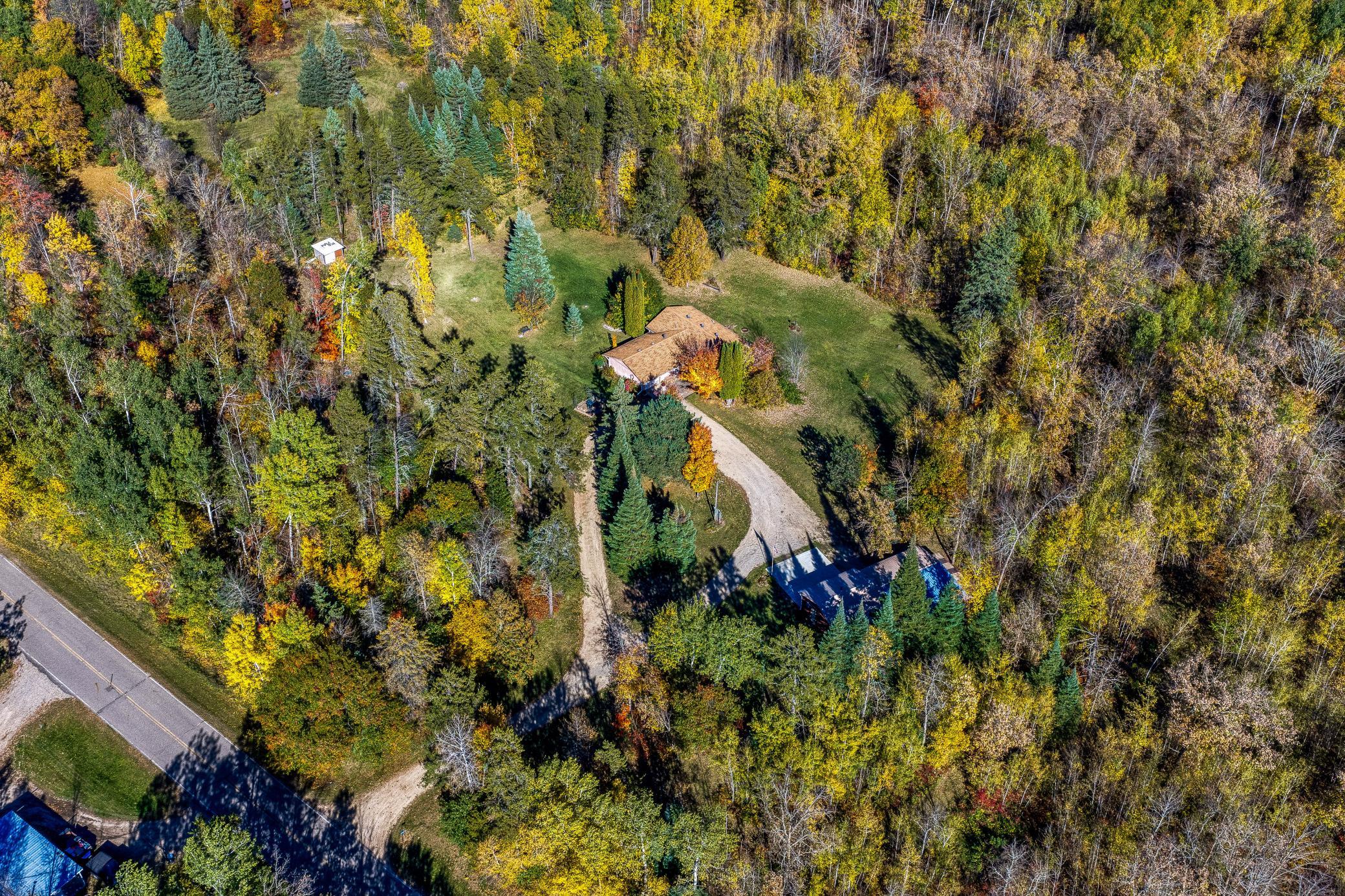 1987 single family home for sale at 9330 Country Club Road NE in Bemidji, MN — 4 bed, 2 bath (photo 55 of 92)