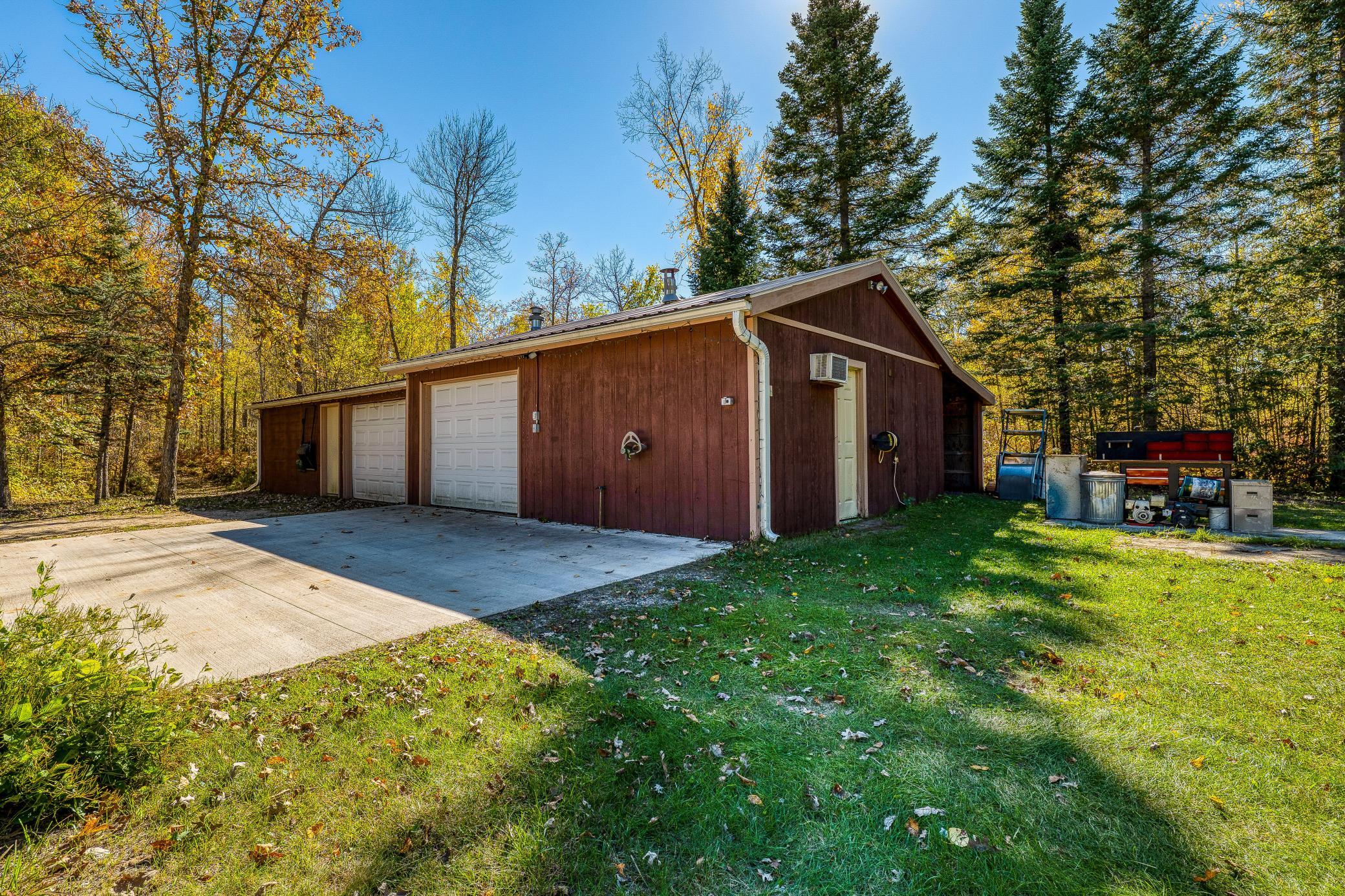 1987 single family home for sale at 9330 Country Club Road NE in Bemidji, MN — 4 bed, 2 bath (photo 62 of 92)