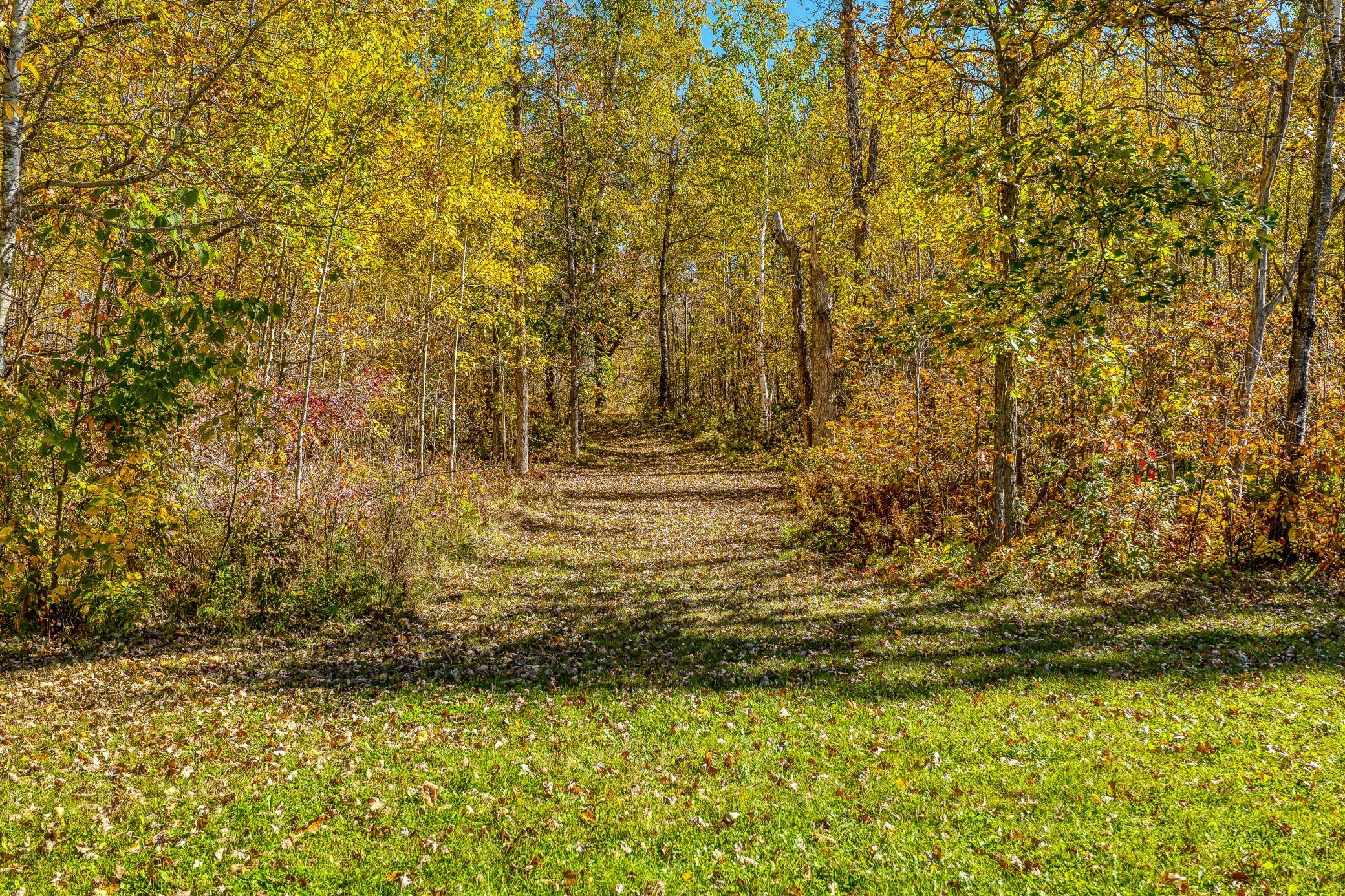1987 single family home for sale at 9330 Country Club Road NE in Bemidji, MN — 4 bed, 2 bath (photo 65 of 92)