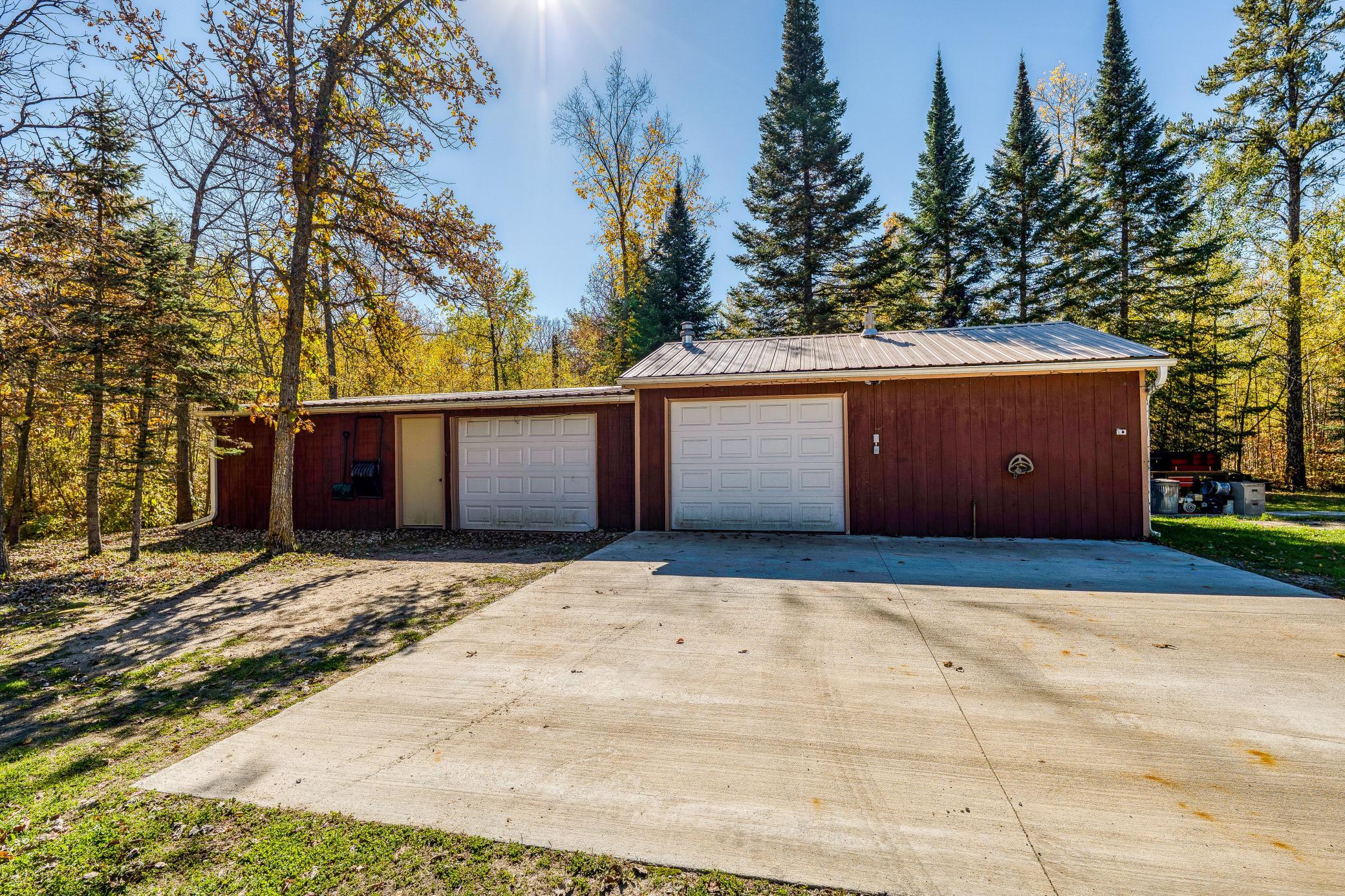 1987 single family home for sale at 9330 Country Club Road NE in Bemidji, MN — 4 bed, 2 bath (photo 78 of 92)