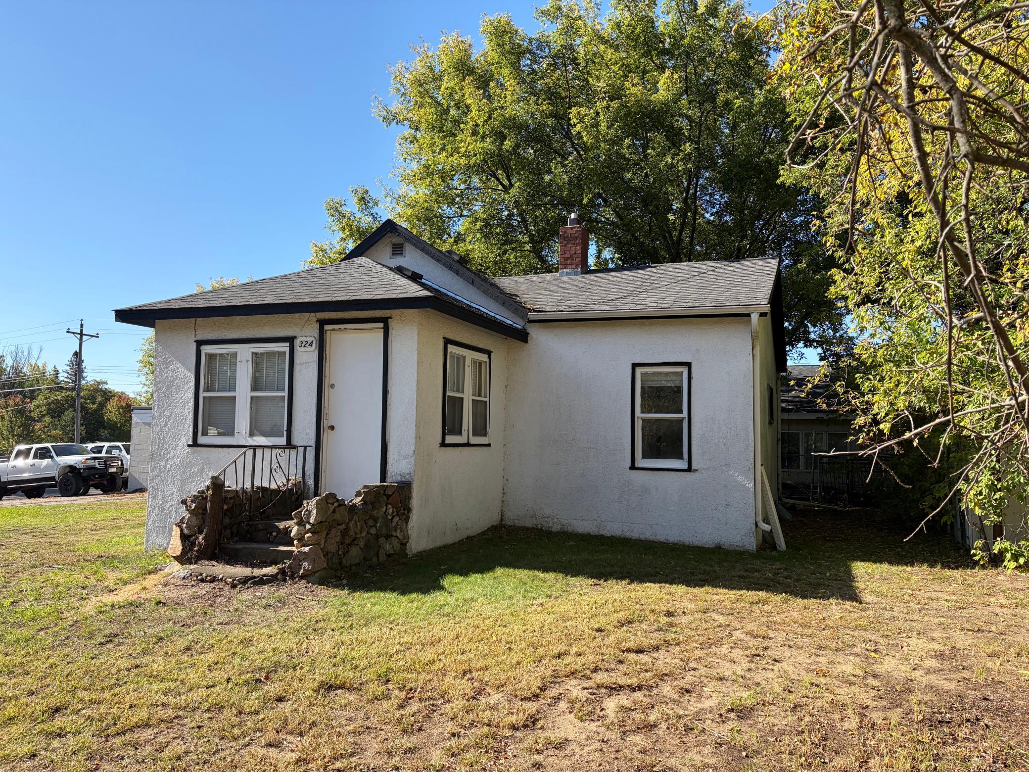 1900 single family home for sale at 324 SW 4th Street in Brainerd, MN — 1 bed, 1 bath (photo 17 of 19)