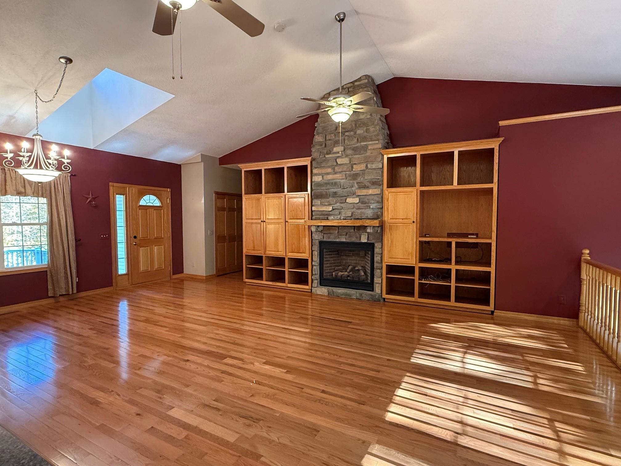2004 single family home for sale at 27186 Beaver Dam Drive in Pequot Lakes, MN — 5 bed, 4 bath (photo 6 of 27)