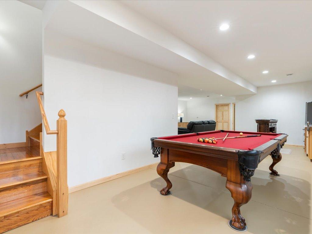 2008 single family home for sale at 7156 Wallins South Shore Drive in Pequot Lakes, MN — 4 bed, 3 bath (photo 19 of 50)