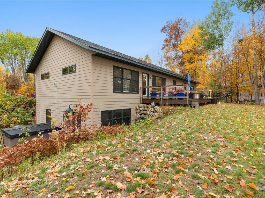 2008 single family home for sale at 7156 Wallins South Shore Drive in Pequot Lakes, MN — 4 bed, 3 bath (photo 36 of 50)