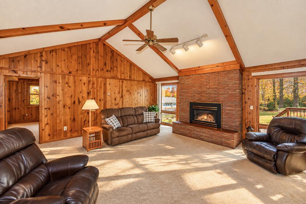 1980 single family home for sale at 43190 277th Lane in Aitkin, MN — 3 bed, 2 bath (photo 6 of 44)