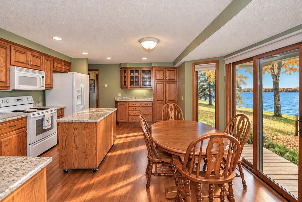 1980 single family home for sale at 43190 277th Lane in Aitkin, MN — 3 bed, 2 bath (photo 9 of 44)