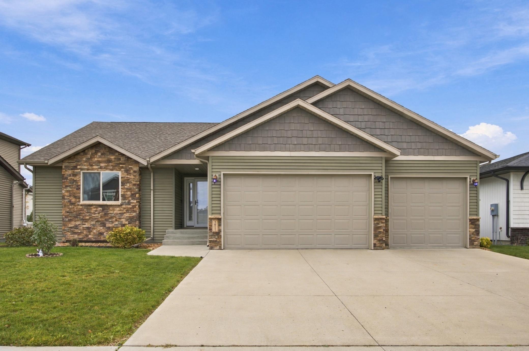 3017 2nd Street E, West Fargo, ND
