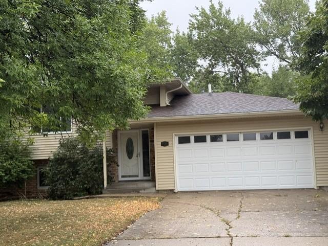 1984 single family home for sale at 1504 Avenue B in Wahpeton, ND — 3 bed, 2 bath