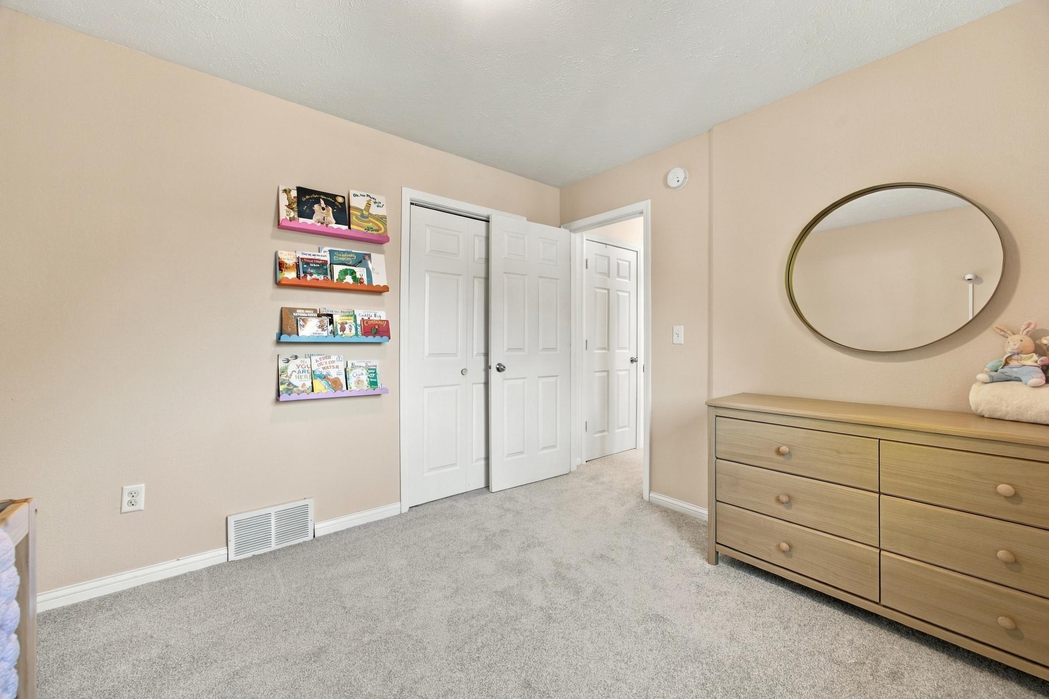 2012 twin home for sale at 2215 15th Street S in Fargo, ND — 3 bed, 2 bath (photo 22 of 35)
