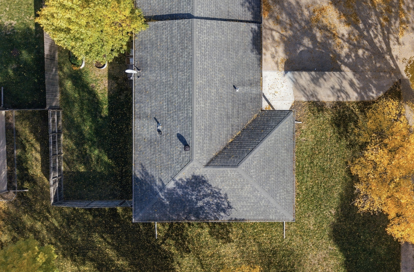 2012 twin home for sale at 2215 15th Street S in Fargo, ND — 3 bed, 2 bath (photo 32 of 35)