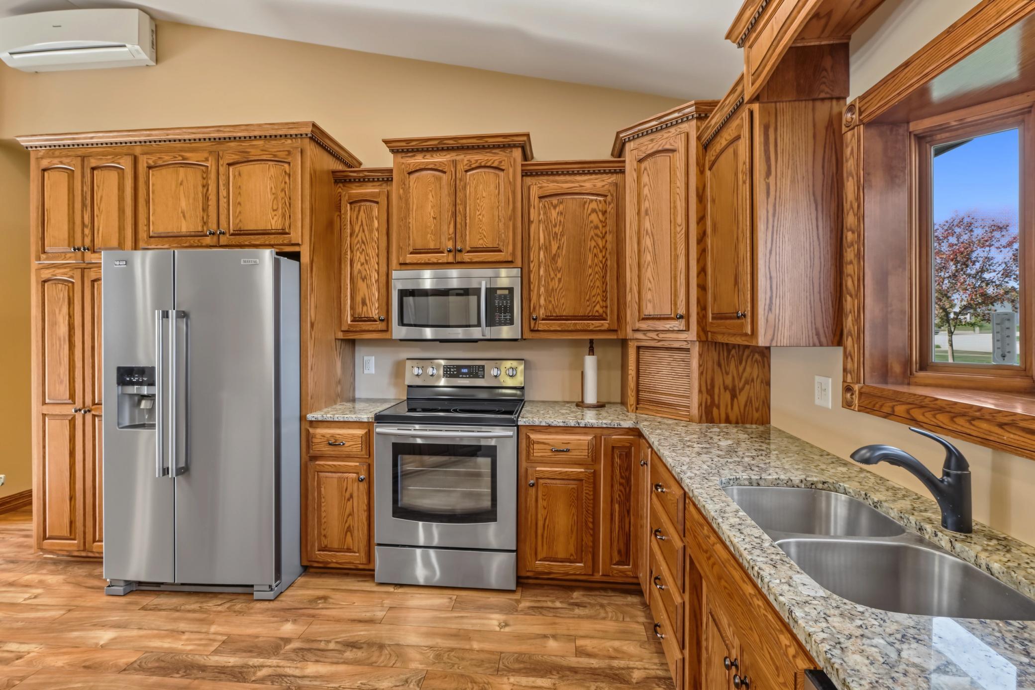 2012 single family home for sale at 1949 Middle Creek Road in Detroit Lakes, MN — 3 bed, 2 bath (photo 7 of 37)