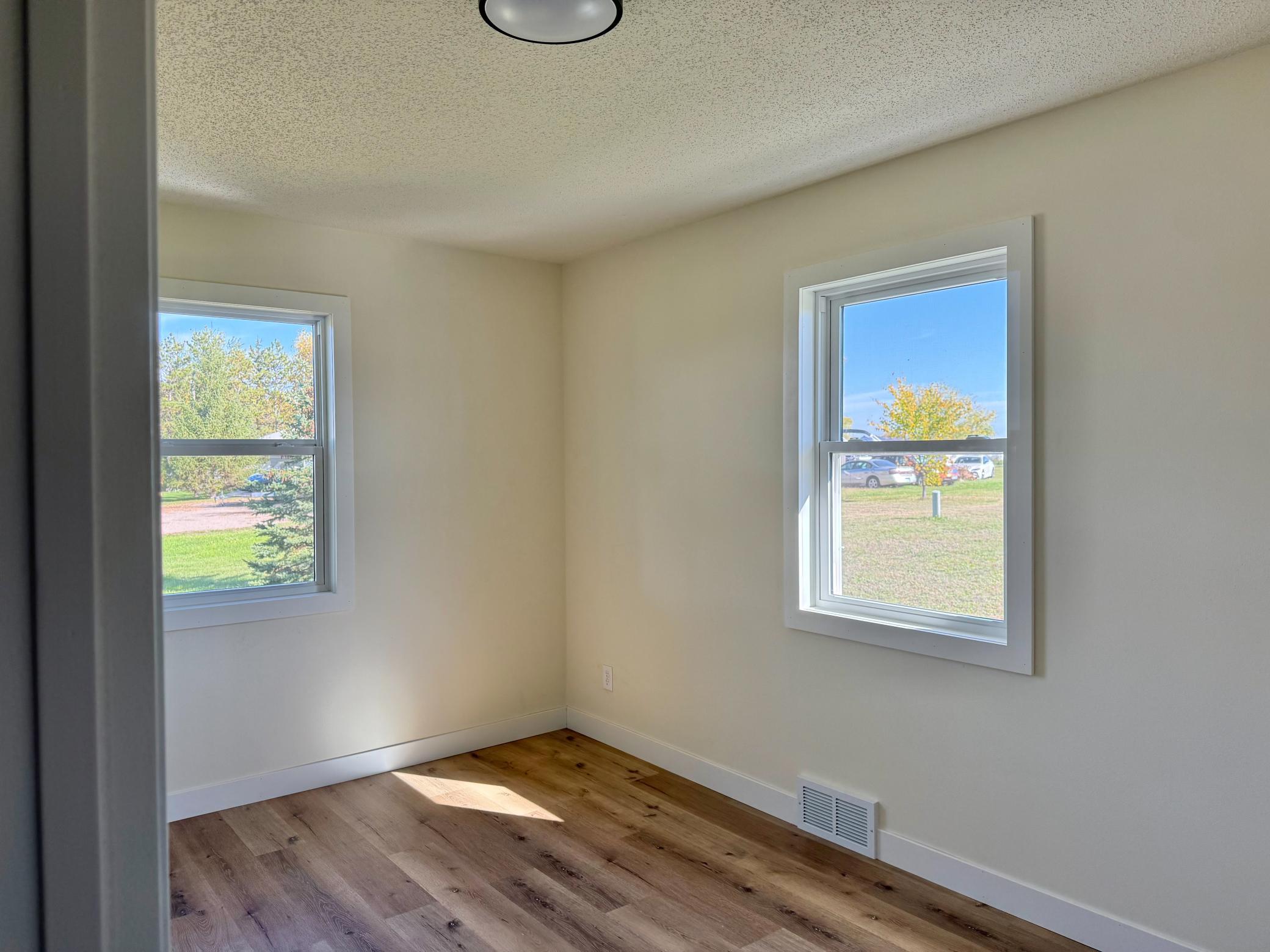 1948 single family home for sale at 18829 Frontage Road in Detroit Lakes, MN — 3 bed, 2 bath (photo 19 of 27)