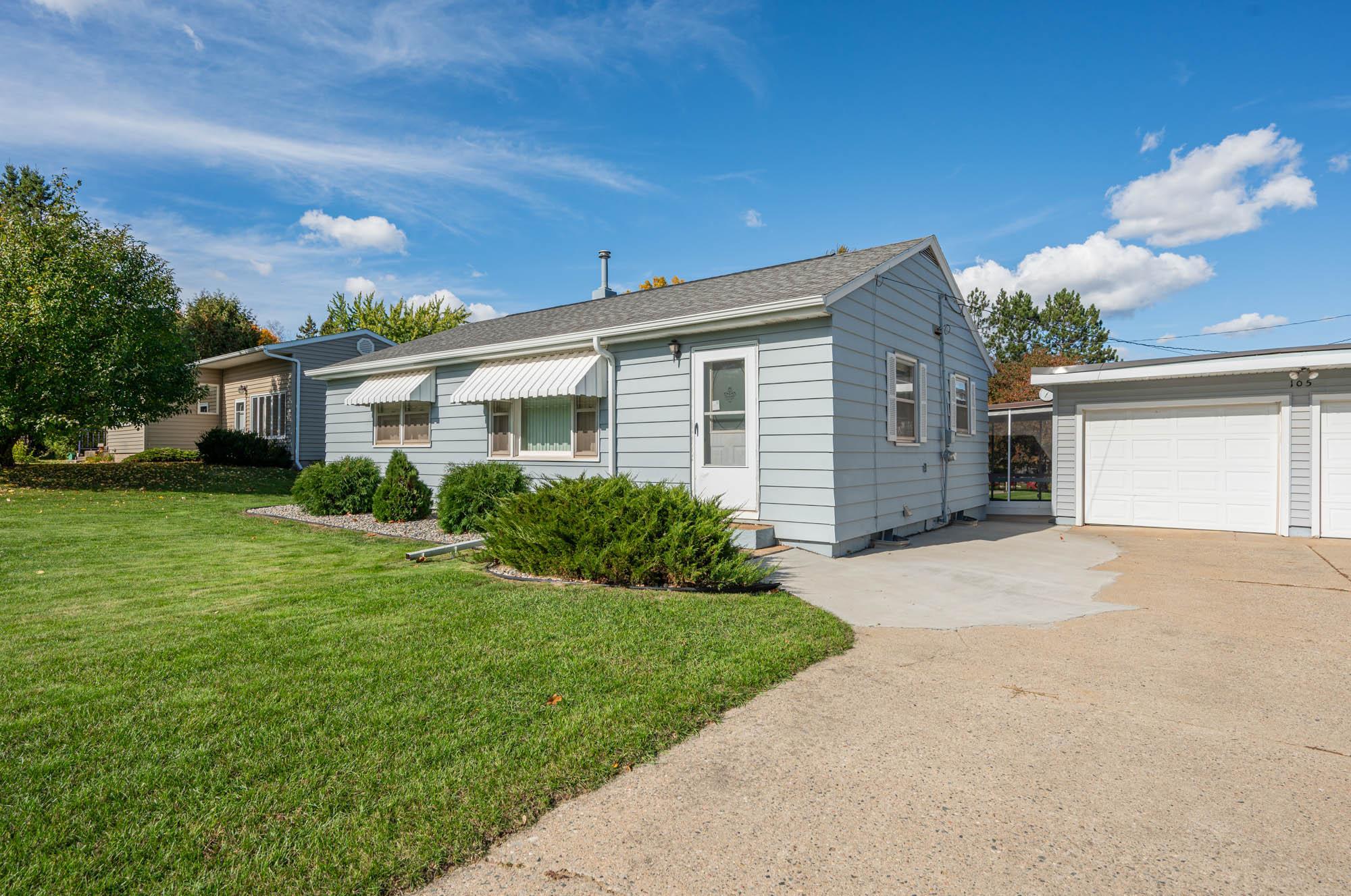 1953 single family home for sale at 105 Sebenius Street in Coleraine, MN — 2 bed, 2 bath (photo 2 of 33)