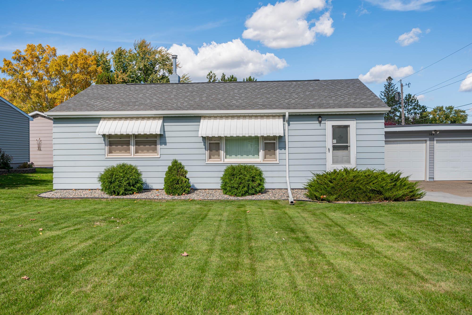 1953 single family home for sale at 105 Sebenius Street in Coleraine, MN — 2 bed, 2 bath (photo 4 of 33)