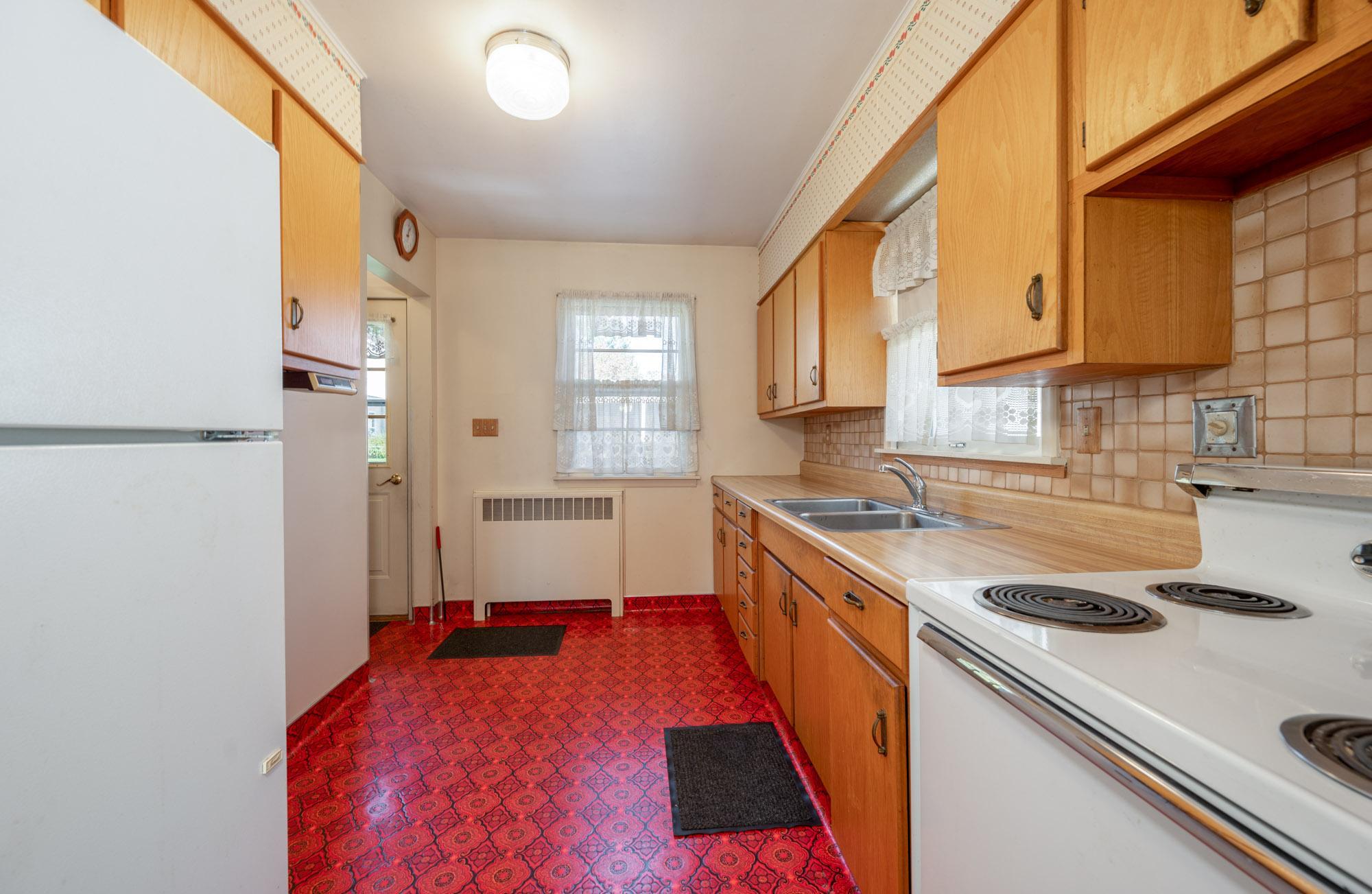 1953 single family home for sale at 105 Sebenius Street in Coleraine, MN — 2 bed, 2 bath (photo 8 of 33)