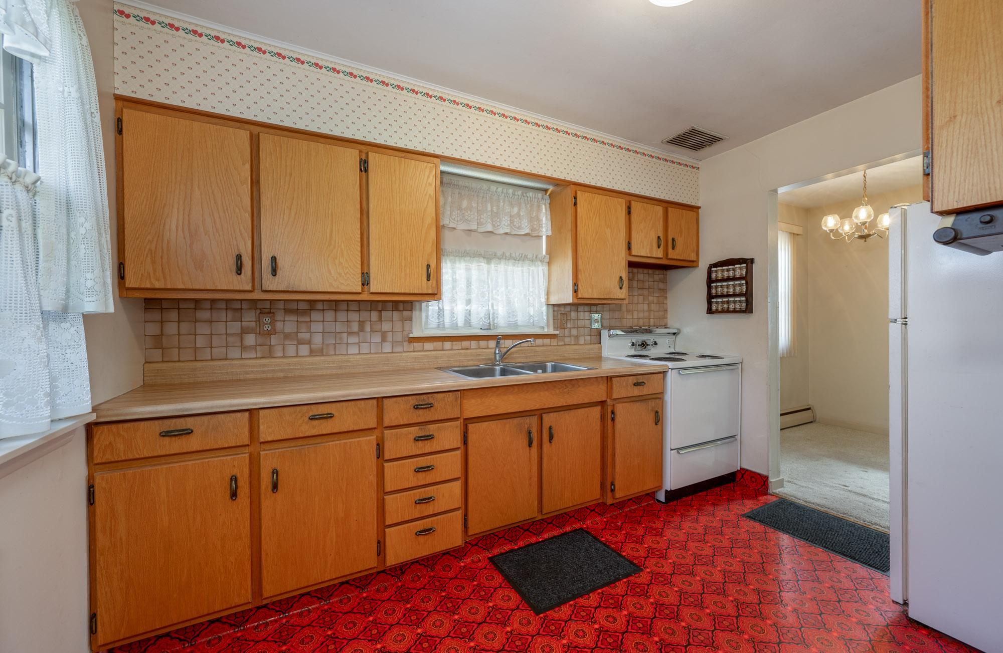 1953 single family home for sale at 105 Sebenius Street in Coleraine, MN — 2 bed, 2 bath (photo 9 of 33)
