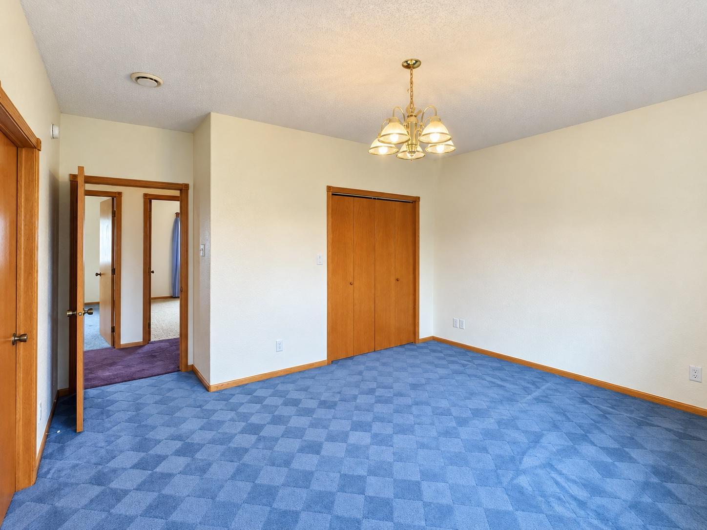 2010 single family home for sale at 1634 Lessard Avenue in Grafton, ND — 4 bed, 2 bath (photo 17 of 27)