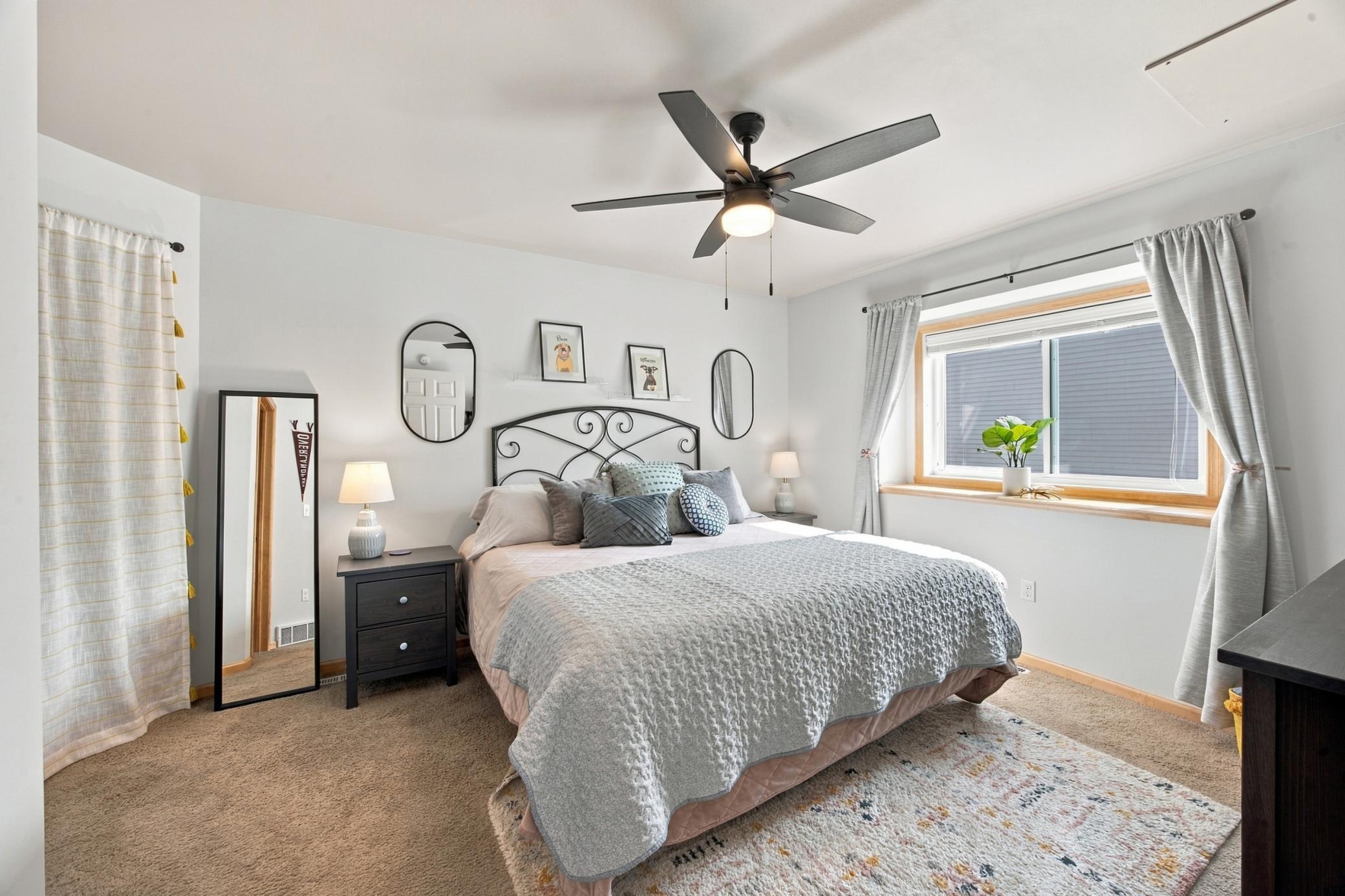 2010 twin home for sale at 2809 UMBER Court S in Fargo, ND — 3 bed, 2 bath (photo 11 of 26)