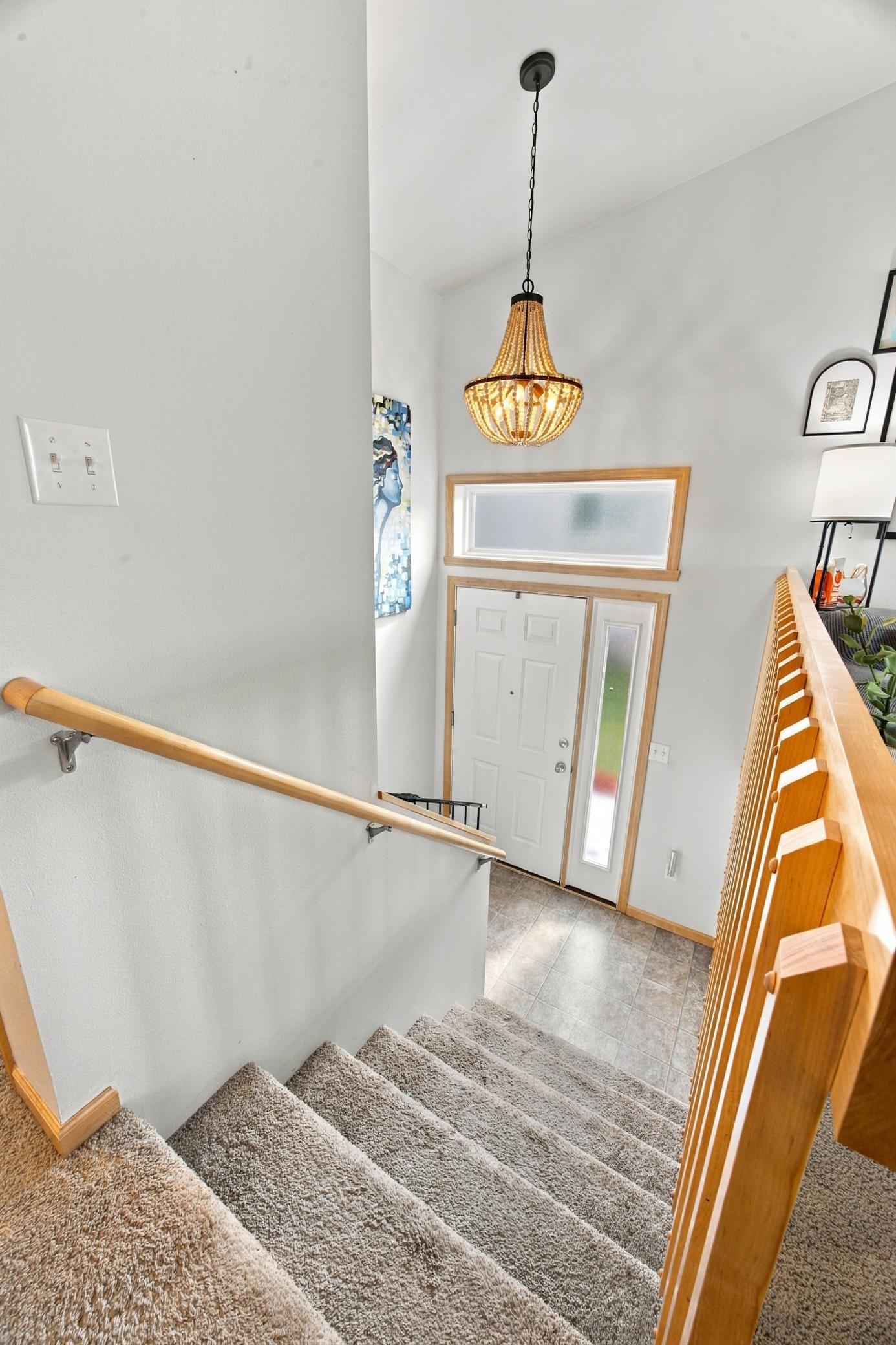 2010 twin home for sale at 2809 UMBER Court S in Fargo, ND — 3 bed, 2 bath (photo 3 of 26)