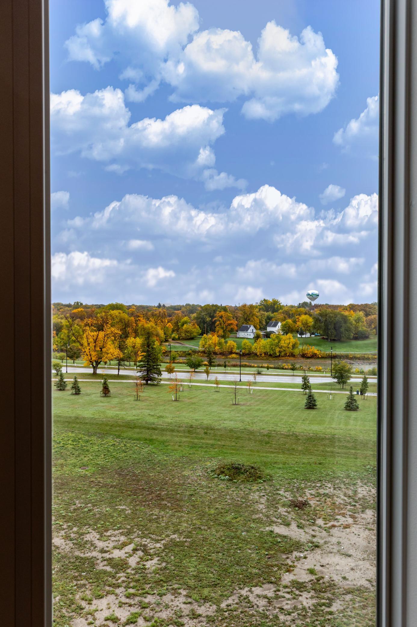 2023 condo for sale at 300 Main Avenue, Unit 510 in Fargo, ND — 2 bed, 2 bath (photo 22 of 52)