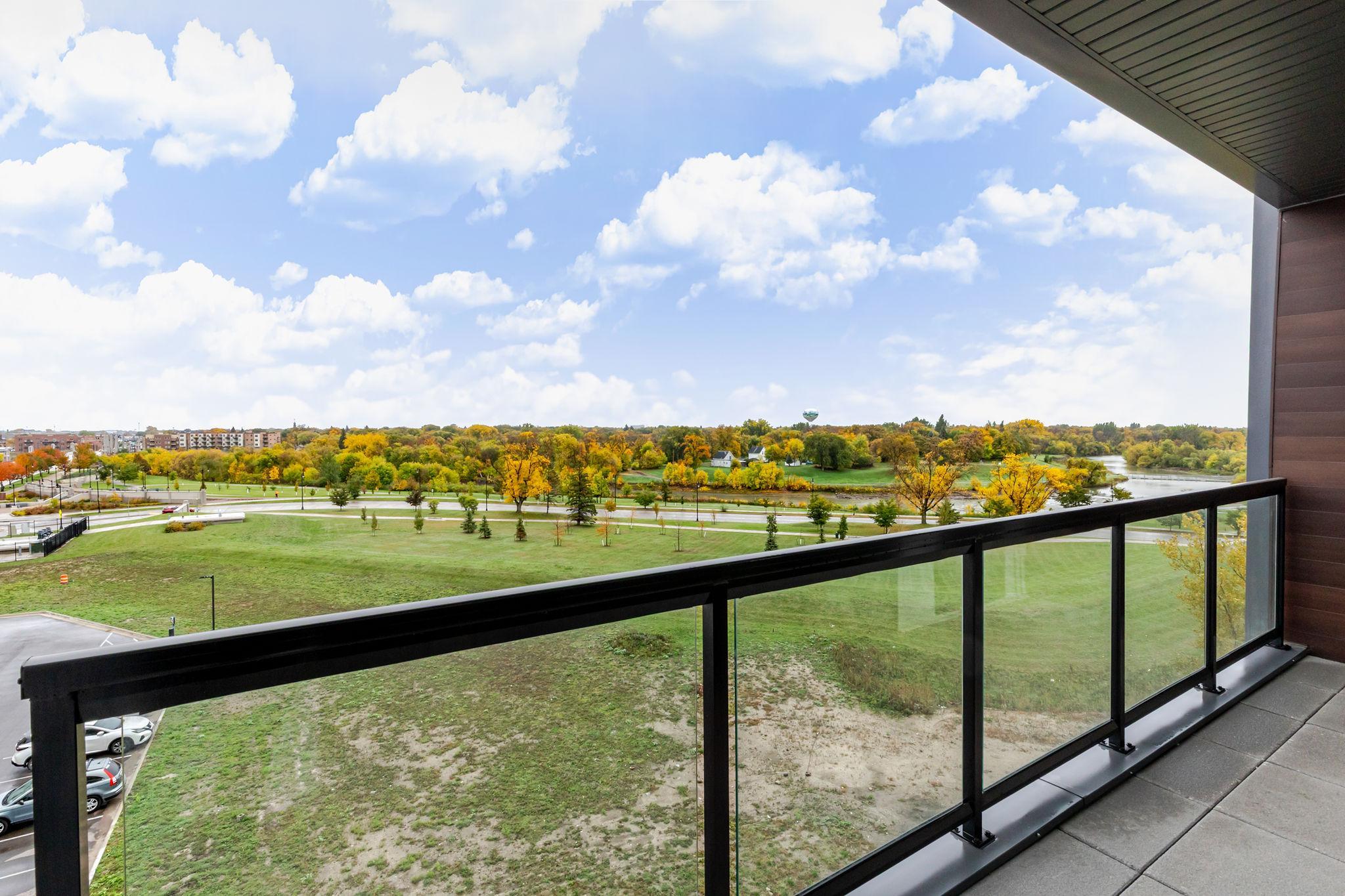 2023 condo for sale at 300 Main Avenue, Unit 510 in Fargo, ND — 2 bed, 2 bath (photo 40 of 52)