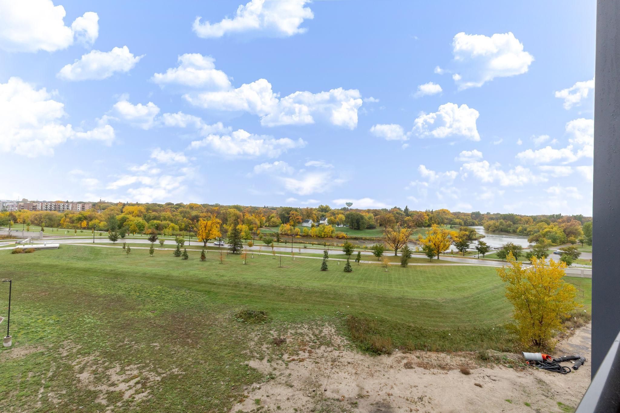 2023 condo for sale at 300 Main Avenue, Unit 510 in Fargo, ND — 2 bed, 2 bath (photo 9 of 52)