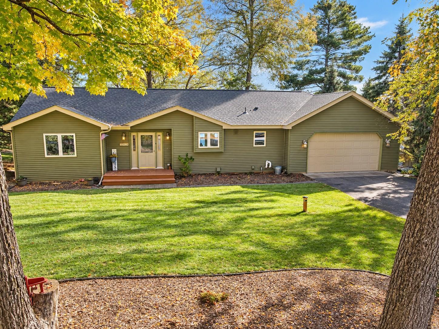 1999 single family home for sale at 12405 Anchor Point Road in Crosslake, MN — 6 bed, 3 bath (photo 6 of 55)