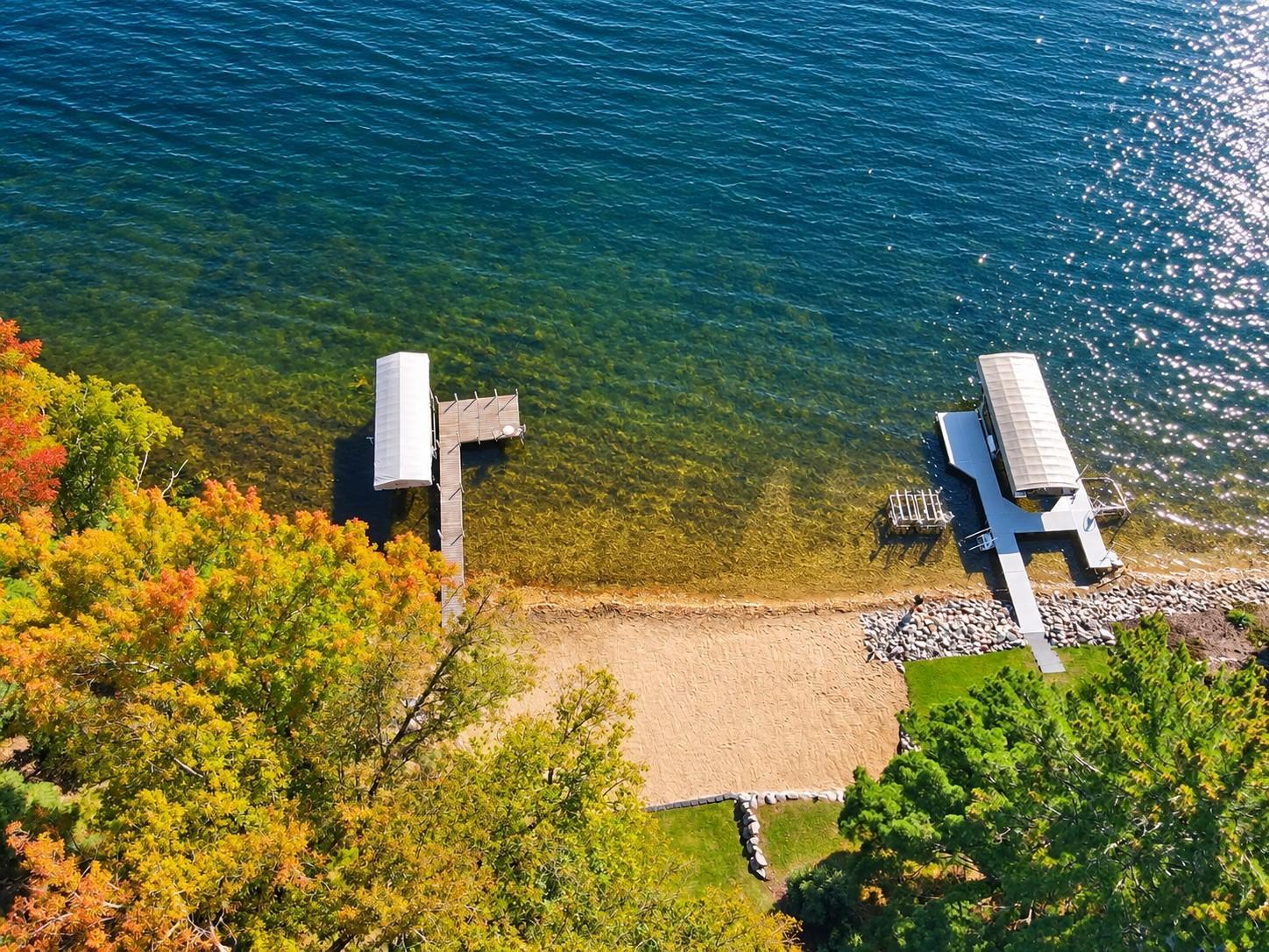 1999 single family home for sale at 12405 Anchor Point Road in Crosslake, MN — 6 bed, 3 bath (photo 7 of 55)