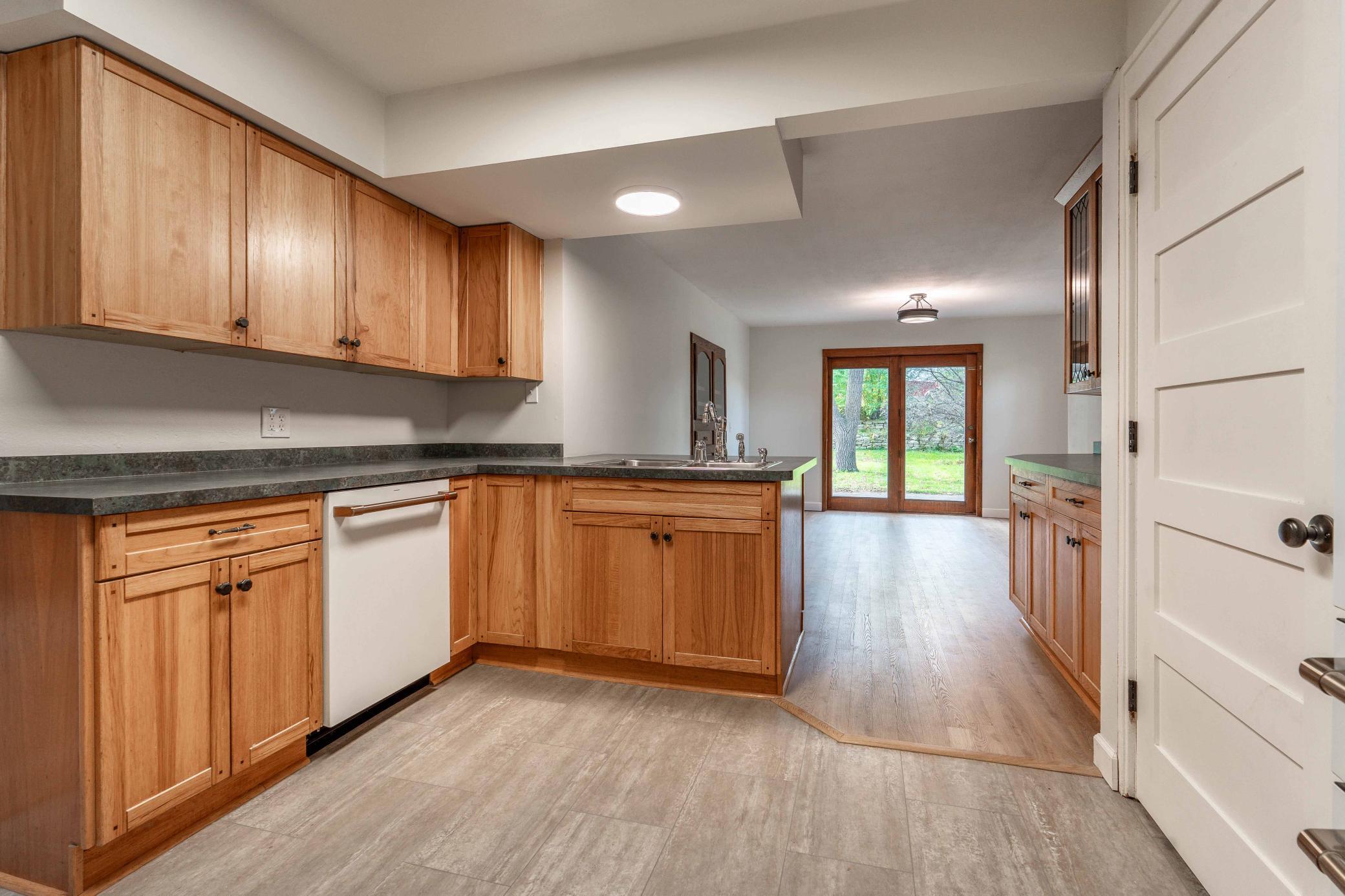 1929 single family home for sale at 803 W Laurel Street in Fergus Falls, MN — 2 bed, 1 bath (photo 12 of 62)
