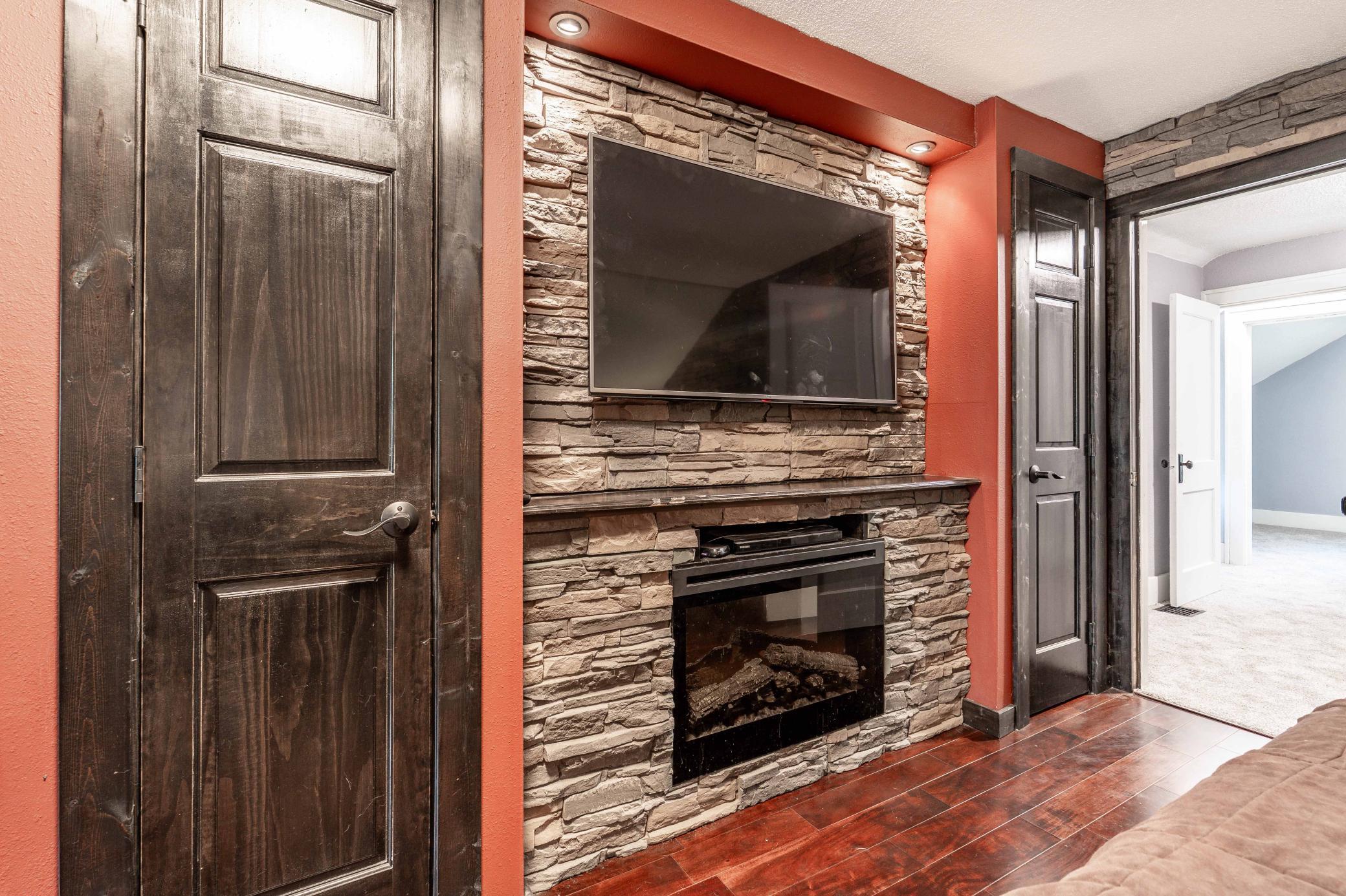 1929 single family home for sale at 803 W Laurel Street in Fergus Falls, MN — 2 bed, 1 bath (photo 31 of 62)