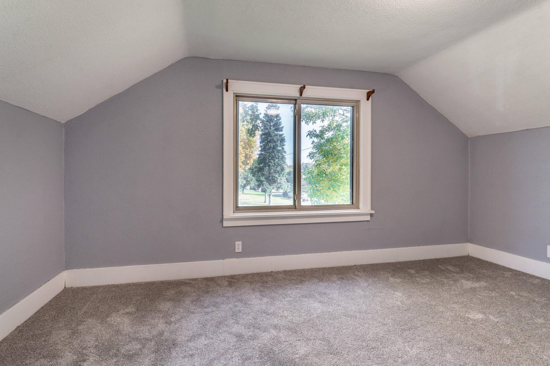1929 single family home for sale at 803 W Laurel Street in Fergus Falls, MN — 2 bed, 1 bath (photo 38 of 62)