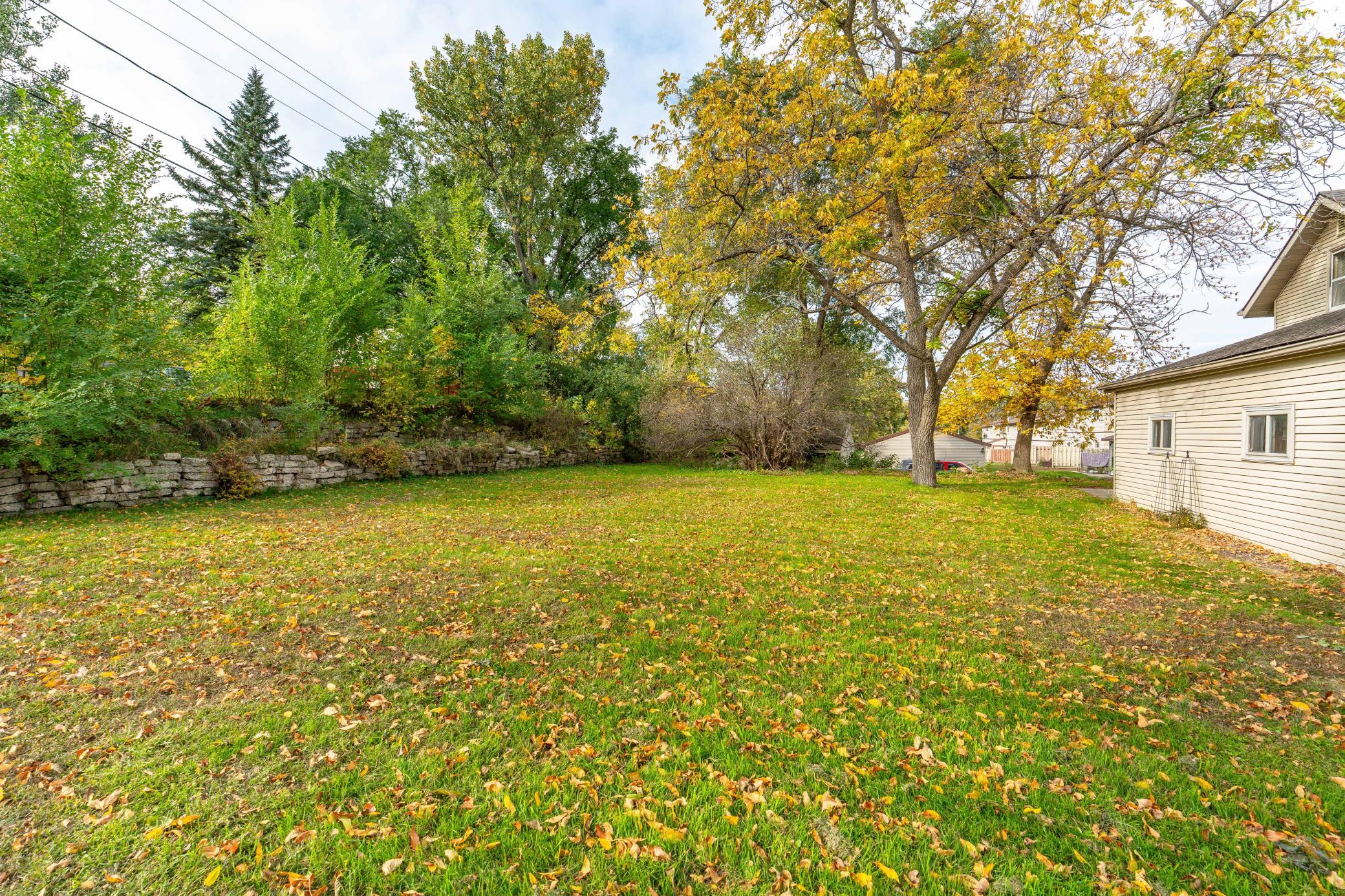 1929 single family home for sale at 803 W Laurel Street in Fergus Falls, MN — 2 bed, 1 bath (photo 50 of 62)