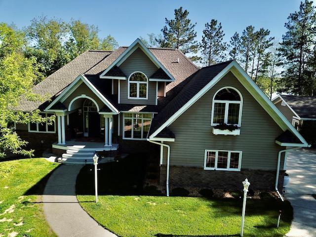 2002 single family home for sale at 204 River Drive NE in Baudette, MN — 3 bed, 4 bath (photo 13 of 51)