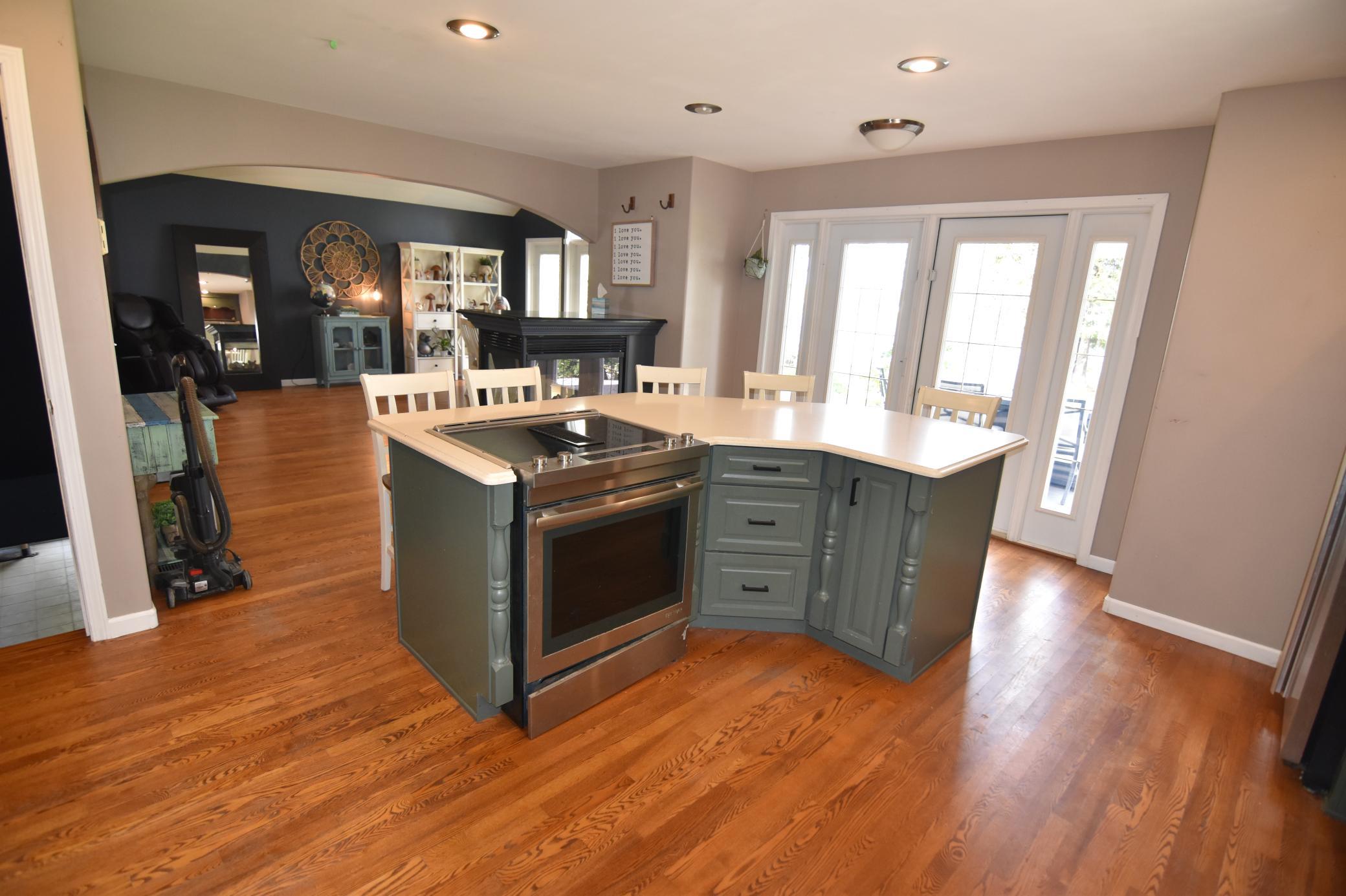 2002 single family home for sale at 204 River Drive NE in Baudette, MN — 3 bed, 4 bath (photo 25 of 51)
