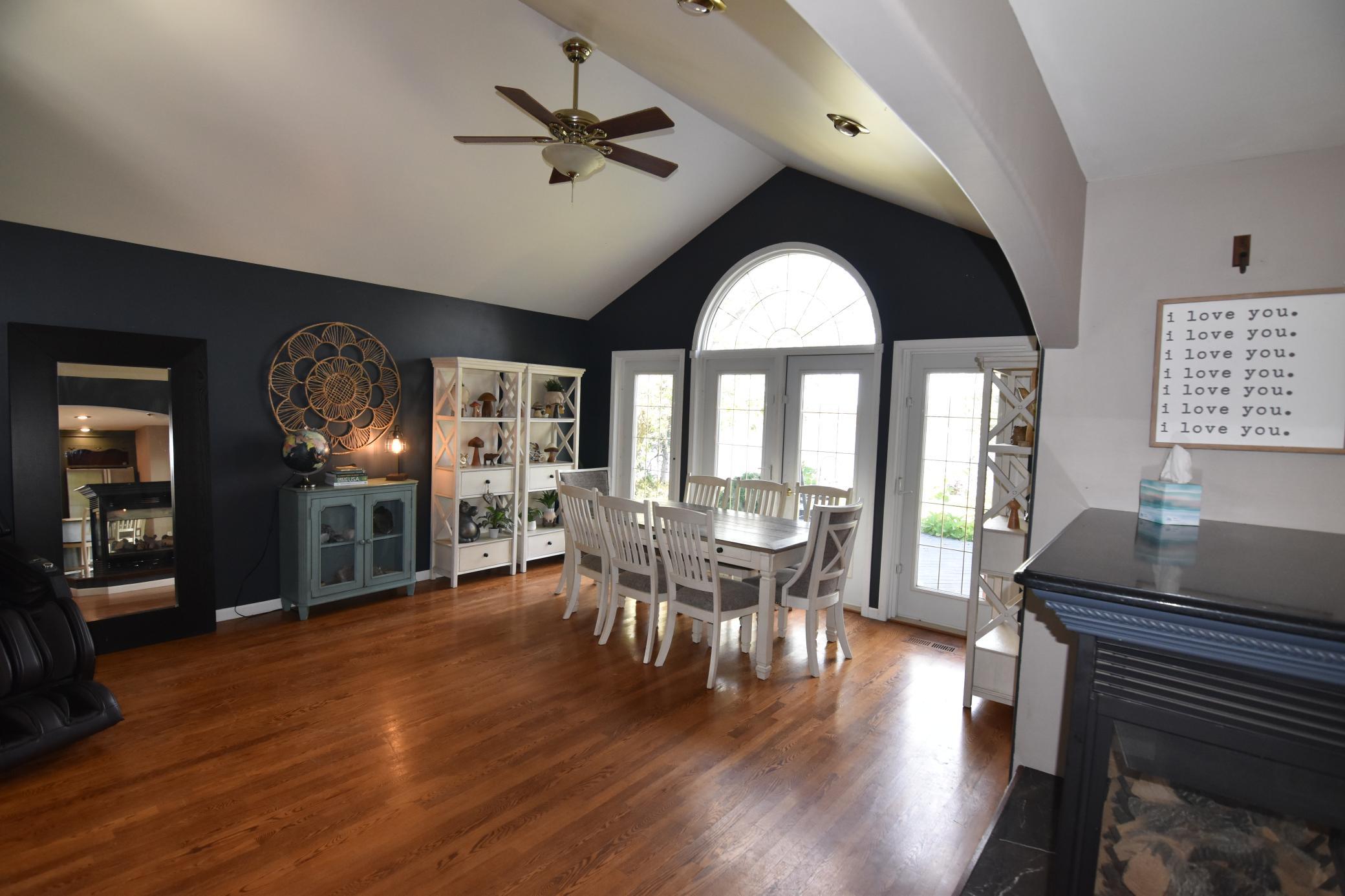 2002 single family home for sale at 204 River Drive NE in Baudette, MN — 3 bed, 4 bath (photo 27 of 51)