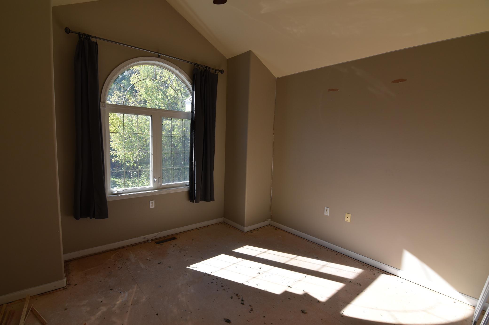 2002 single family home for sale at 204 River Drive NE in Baudette, MN — 3 bed, 4 bath (photo 38 of 51)