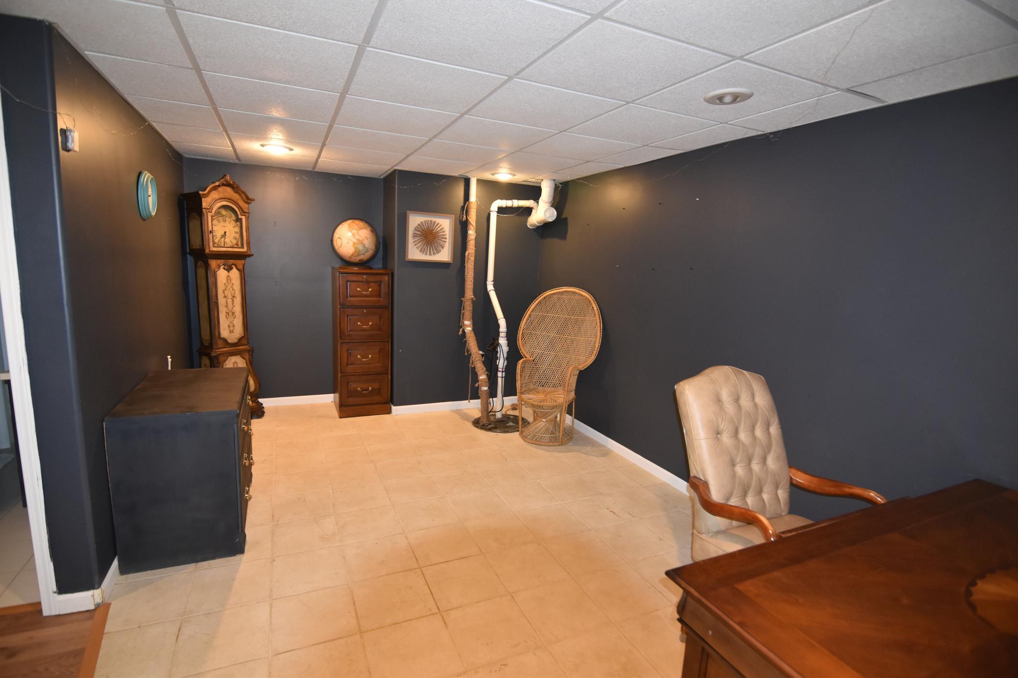 2002 single family home for sale at 204 River Drive NE in Baudette, MN — 3 bed, 4 bath (photo 42 of 51)